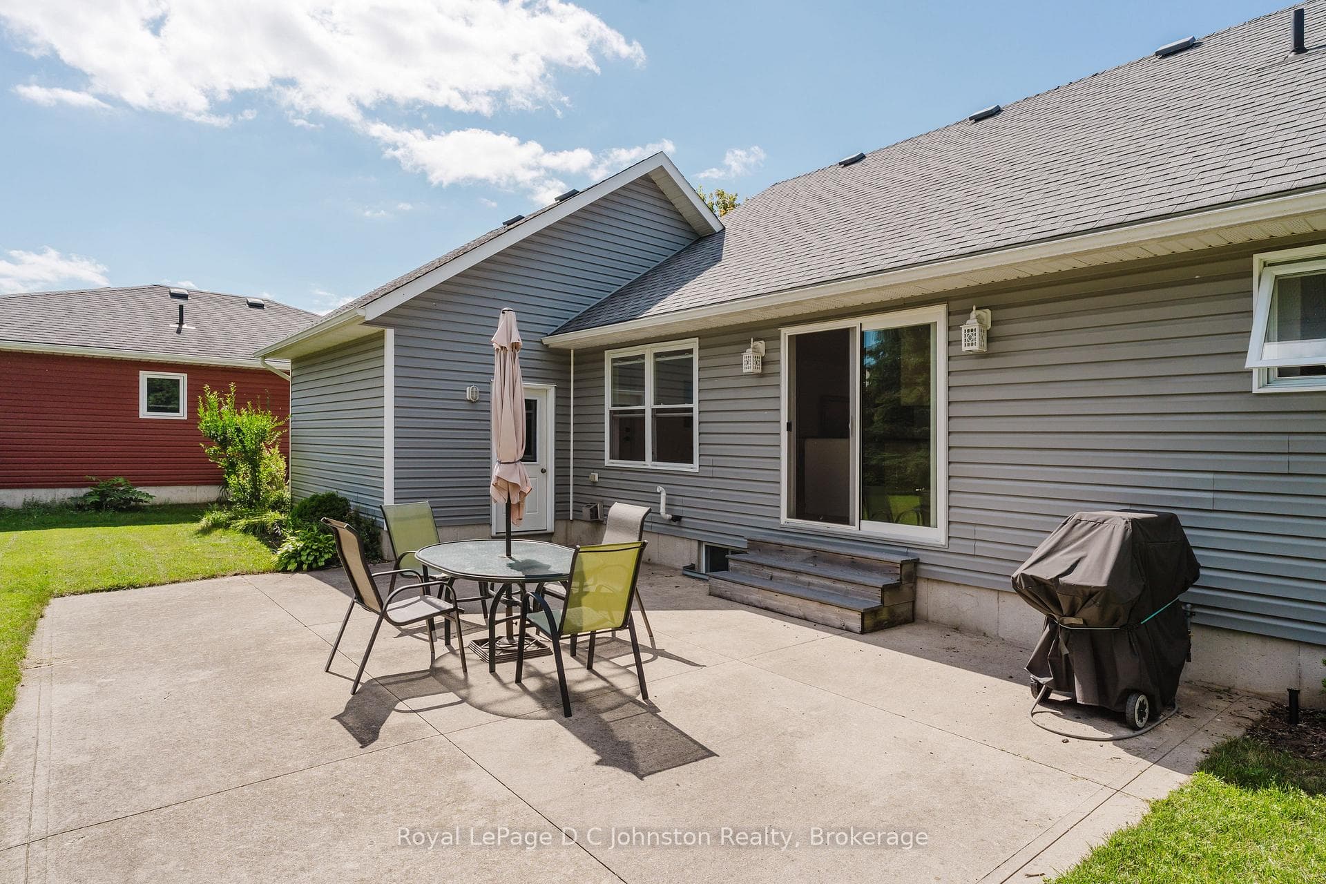 182 Emerald Drive photo 33