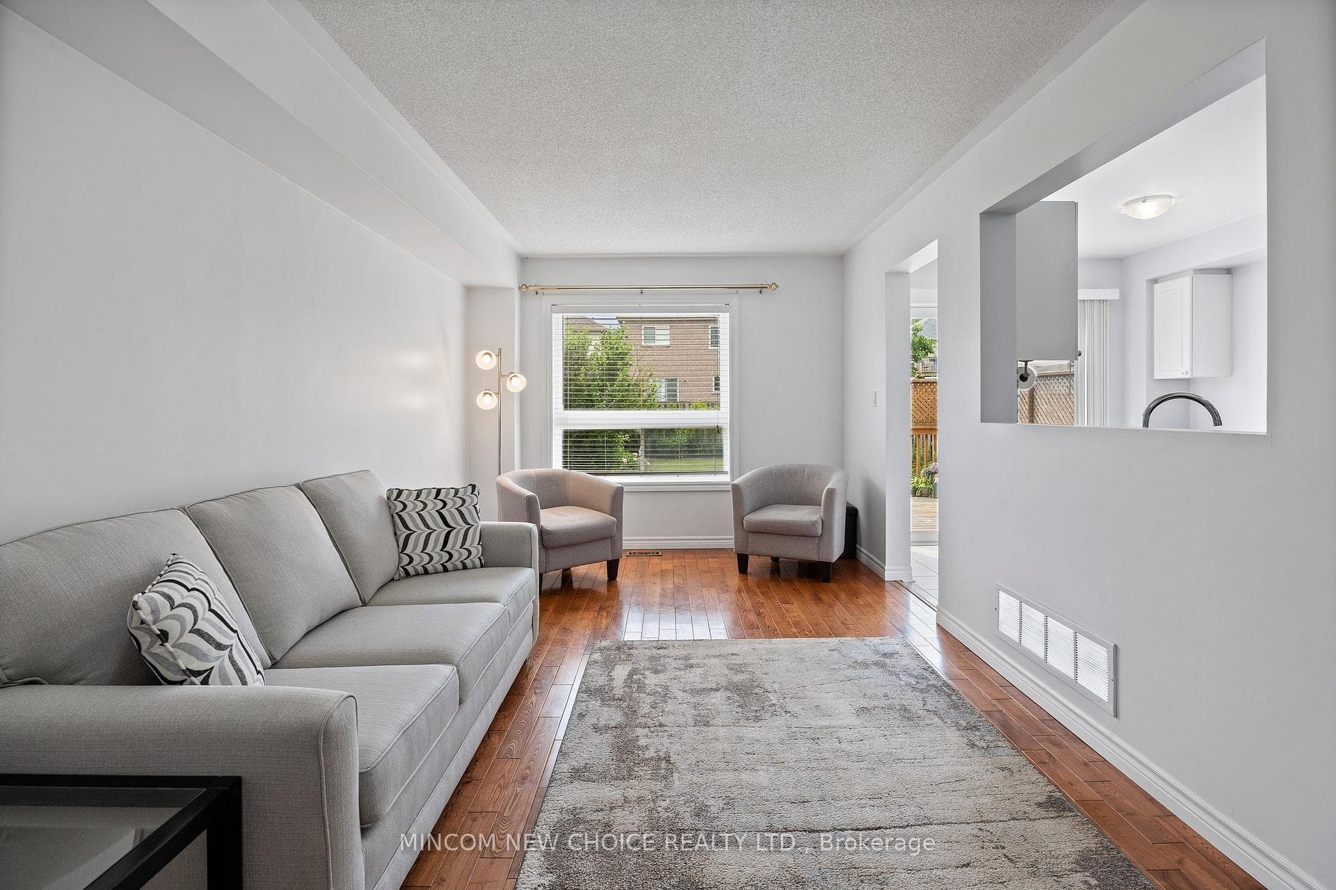 111 Cornish Drive photo 7