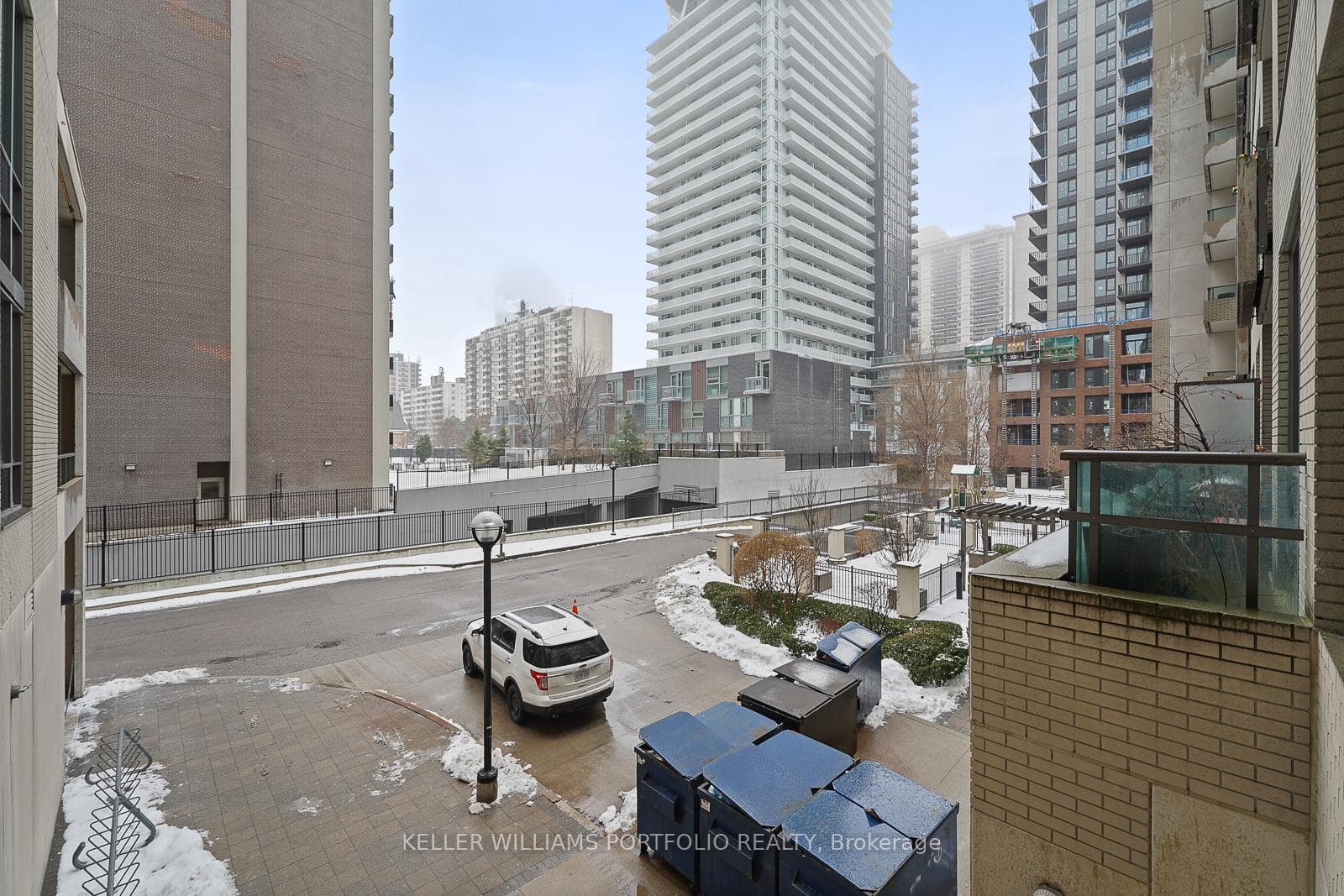 88 Broadway Avenue Unit 201 photo 25