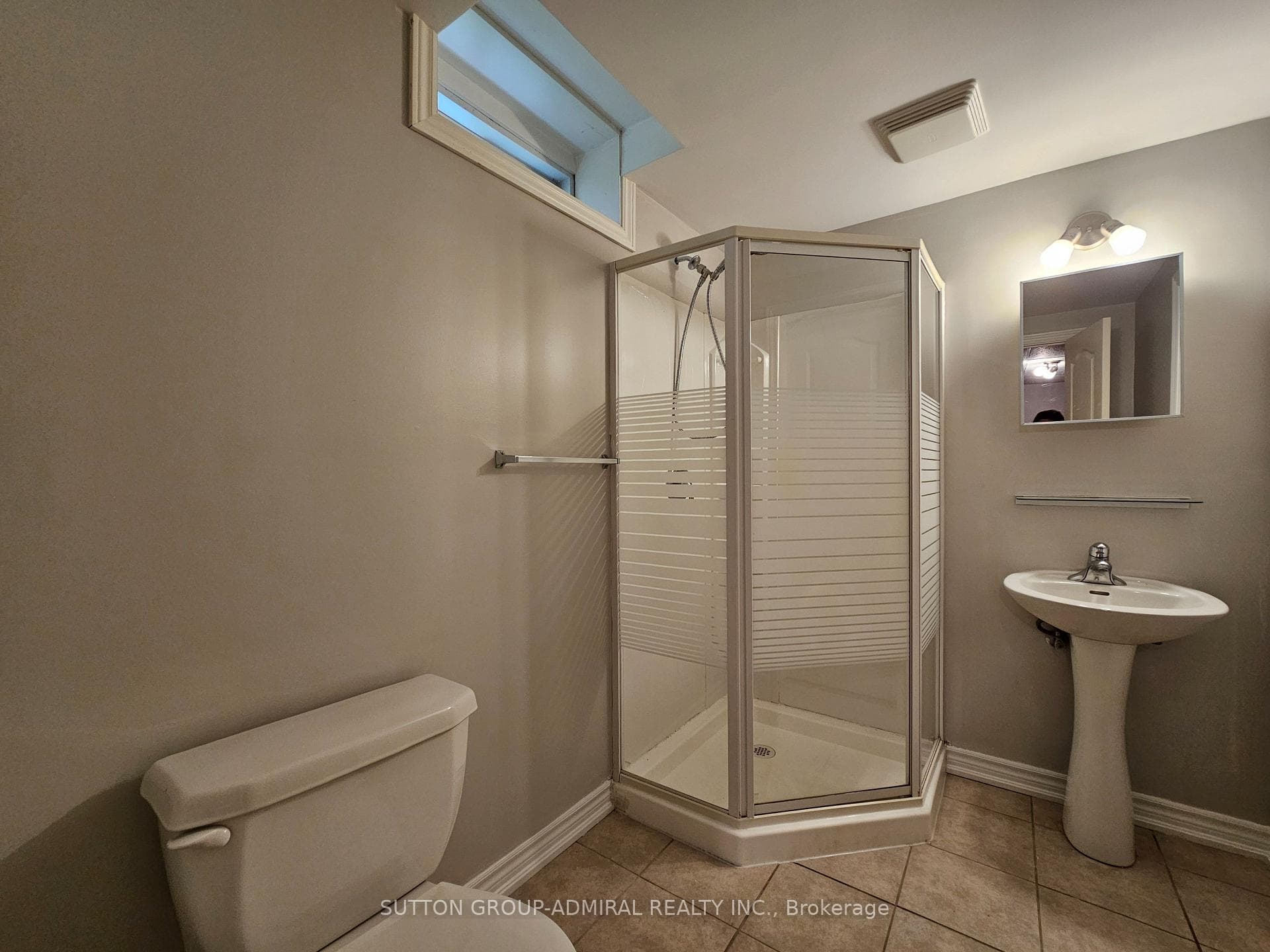 2166 Meadowglen Drive photo 27