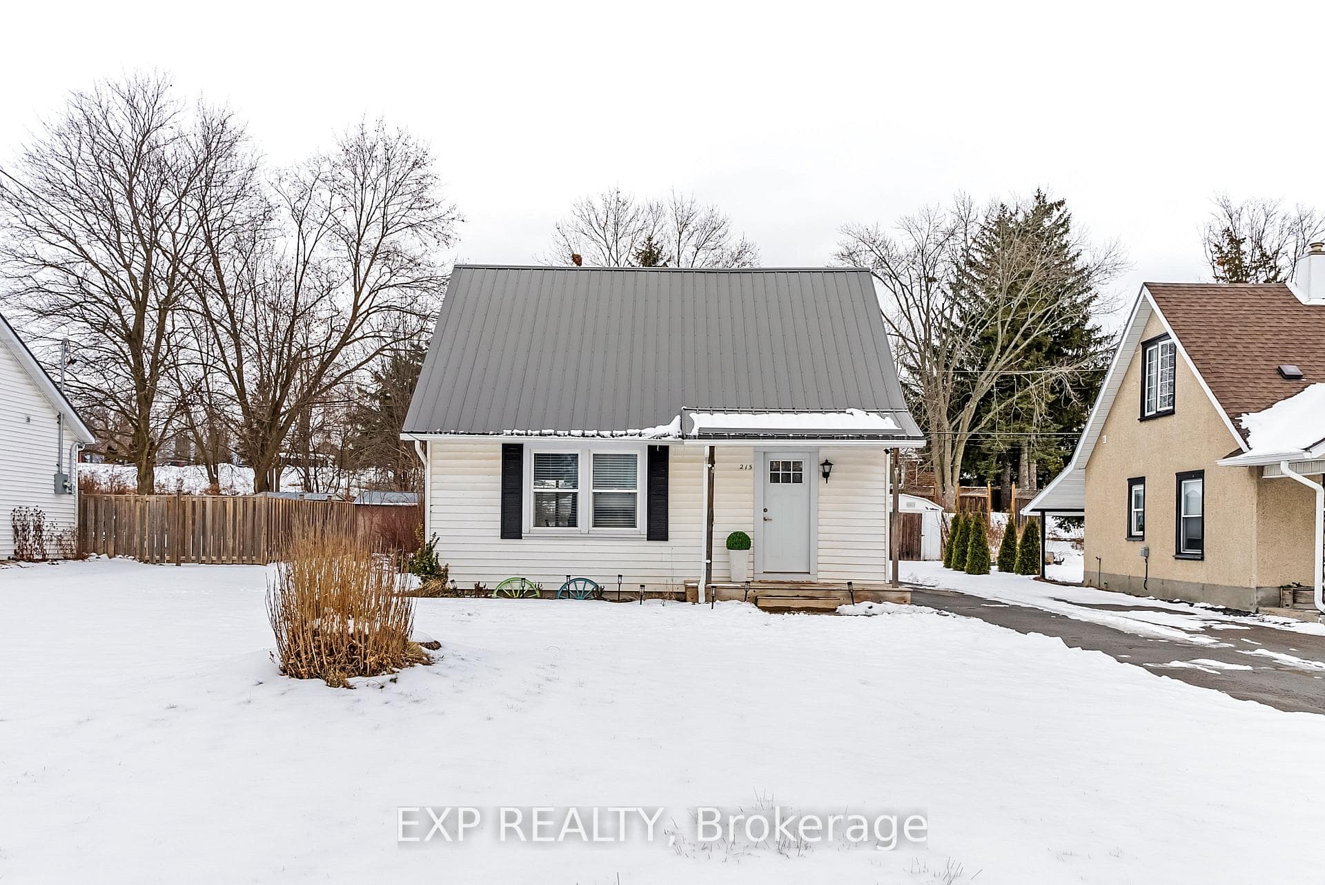 215 North Street photo 2