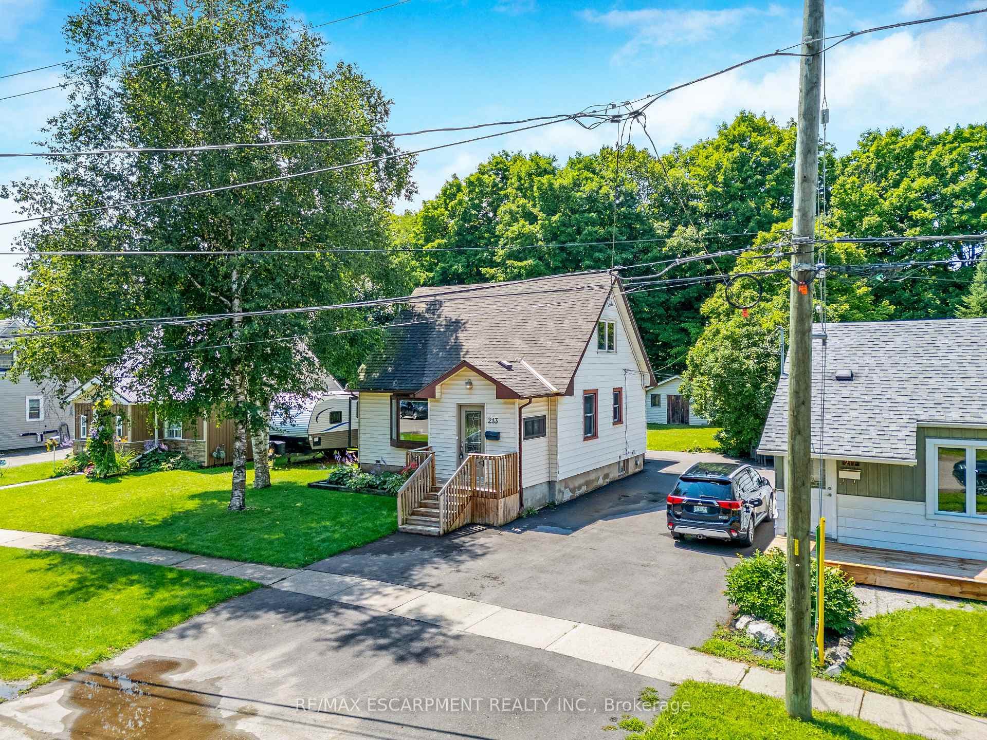 213 Mason Boulevard photo 31