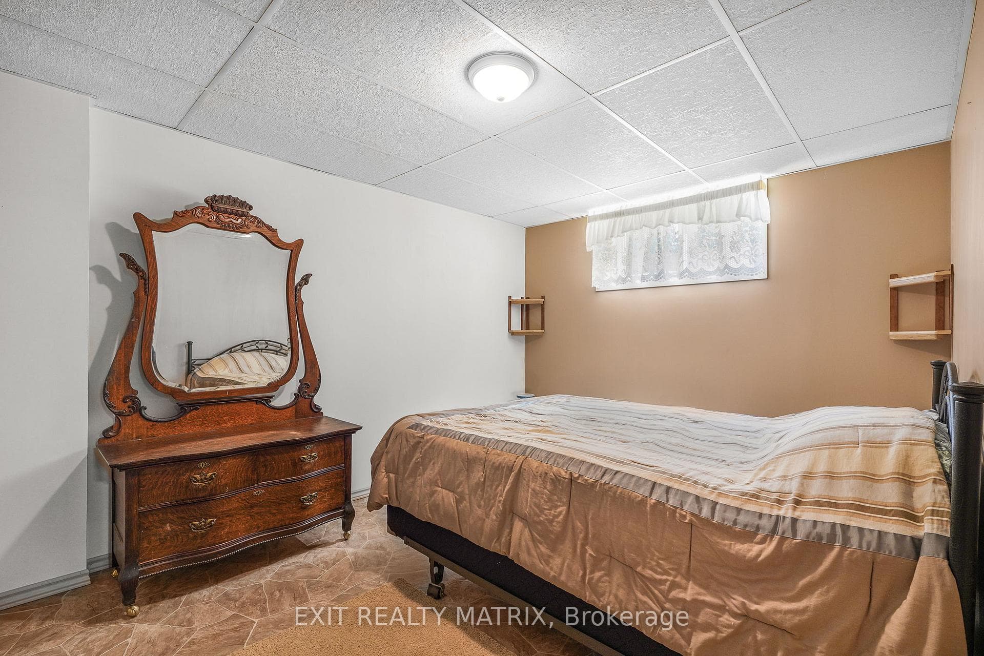 87 Lalande Crescent photo 25