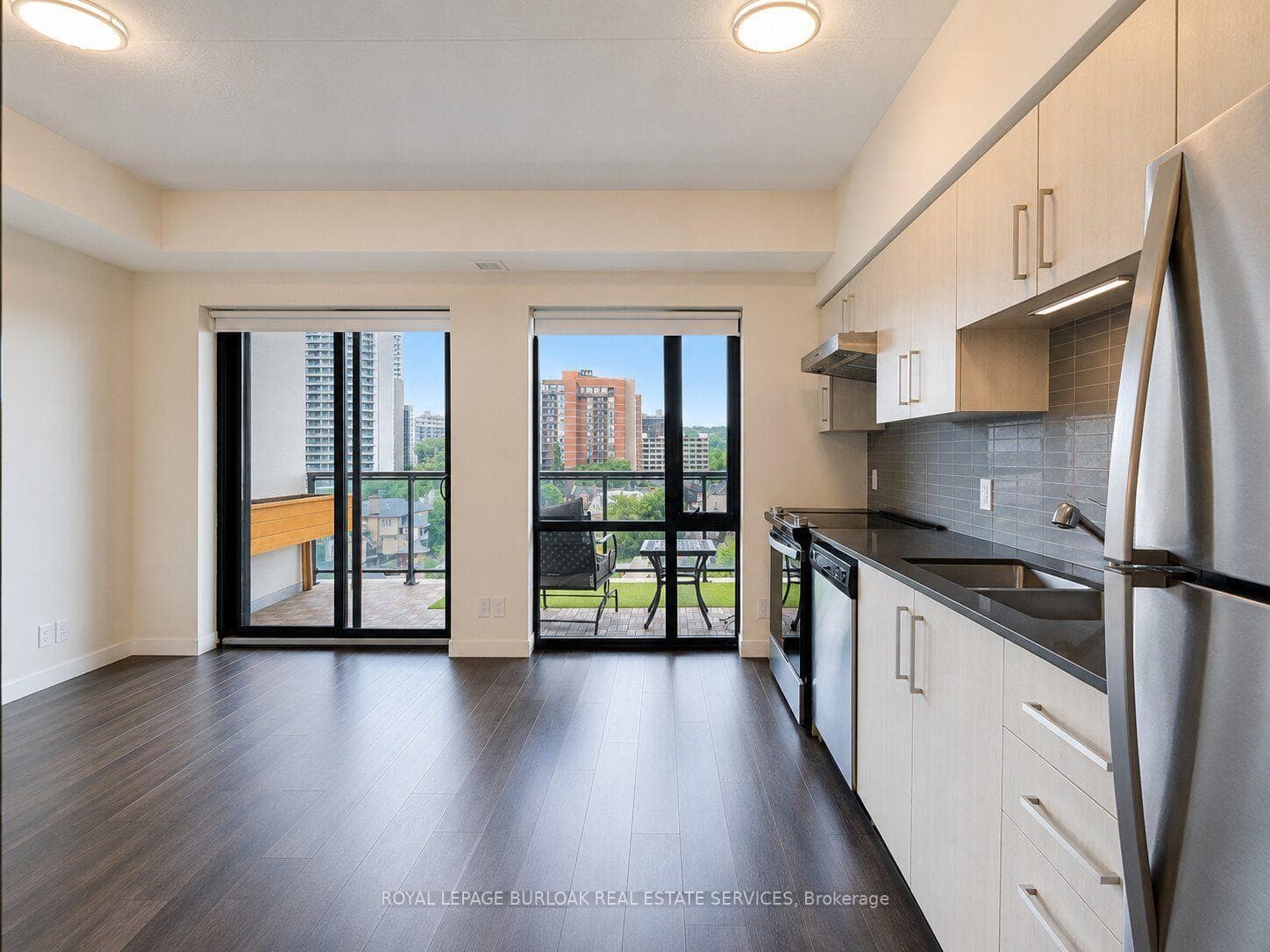 15 Queen Street Unit 701 photo 1