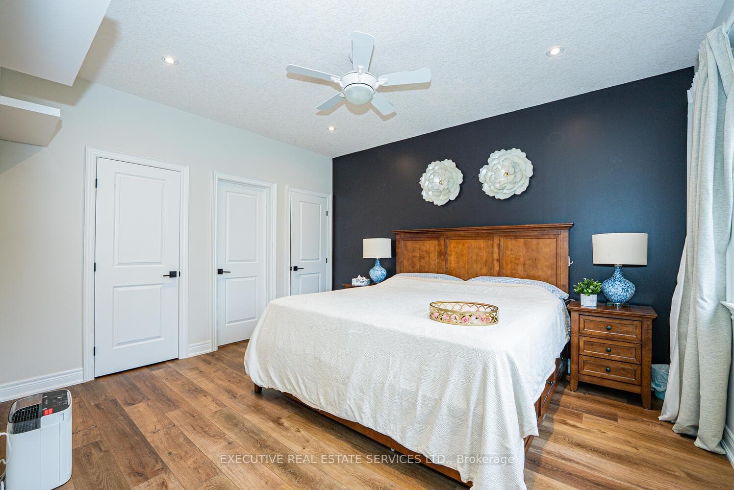 2848 King Street Unit 11 photo 37