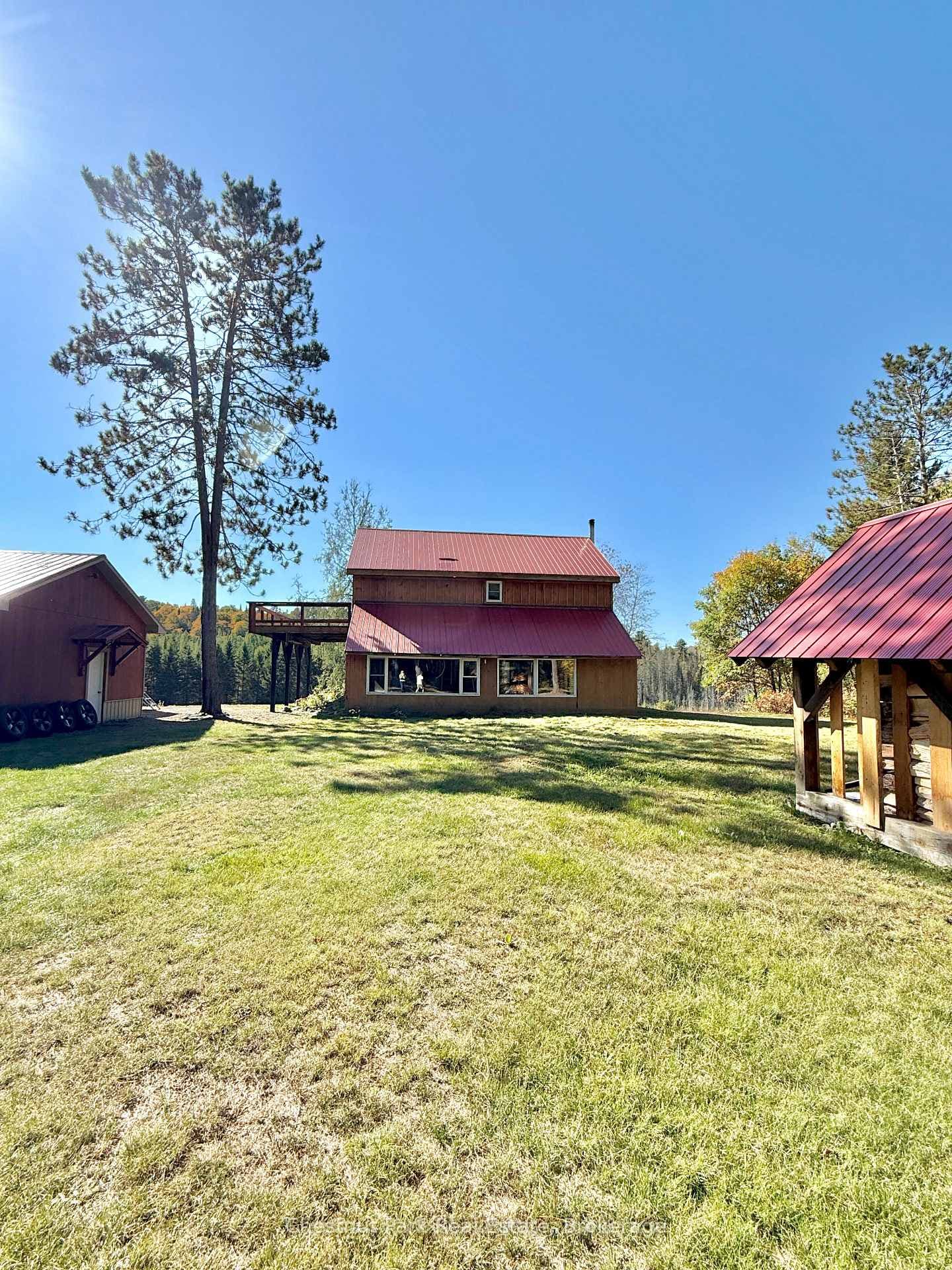 Another view of the rear of the home
