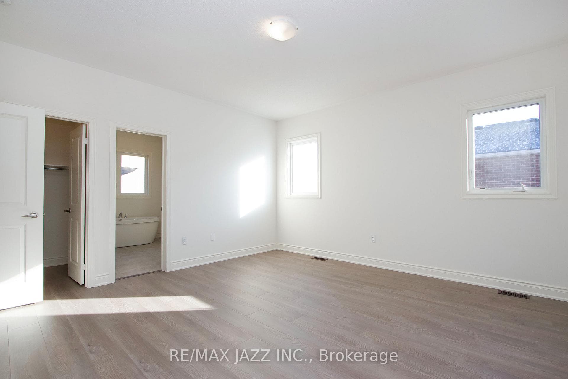 2217 Crystal Drive photo 21