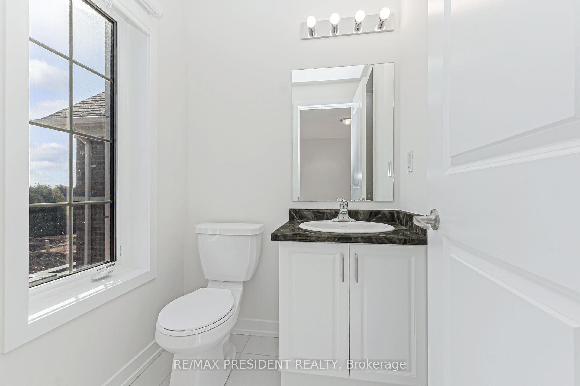 39 Henshaw Drive photo 33