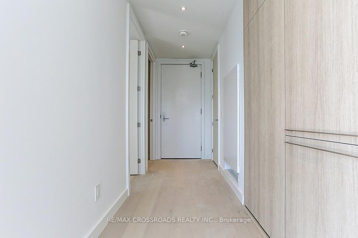 81 Wellesley Street Unit 2003 photo 16
