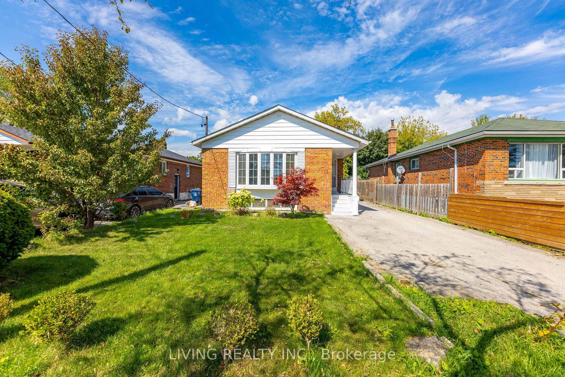 12 Kells Avenue photo 3