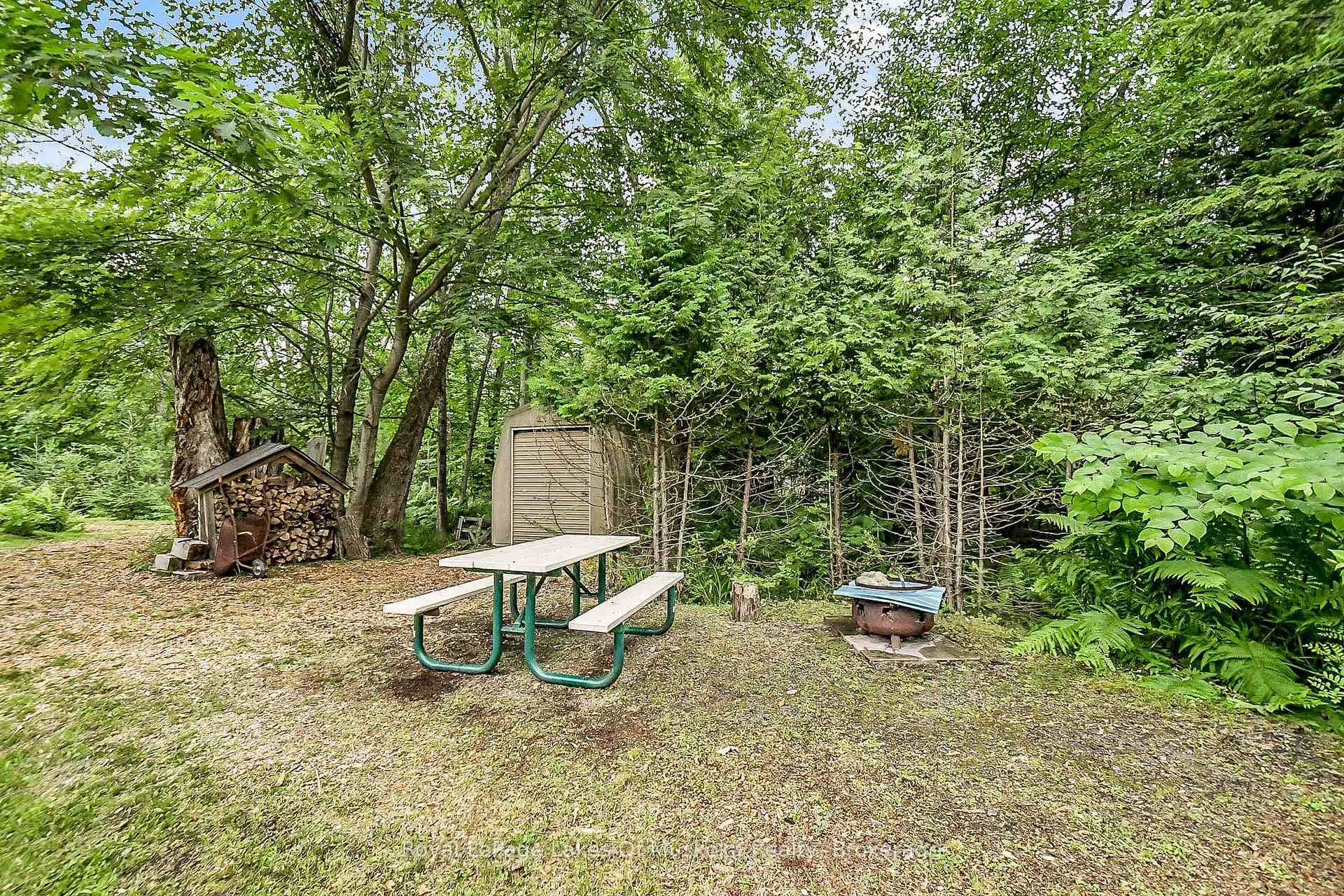 1009 Kirbys Beach Road photo 15
