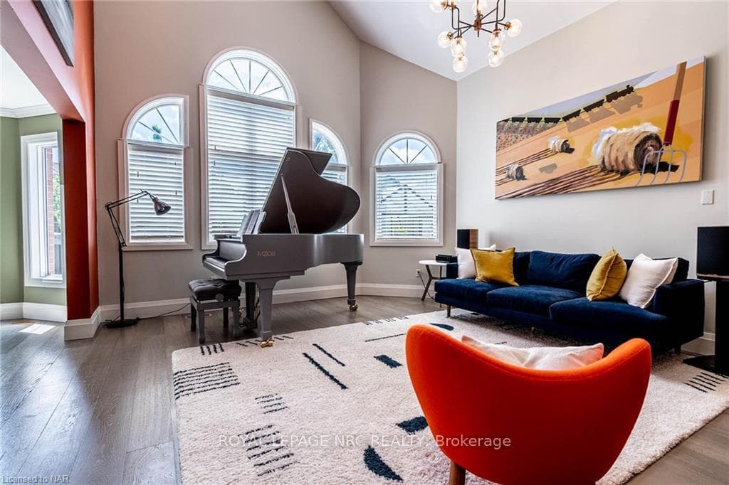 4 Goodman Crescent photo 13