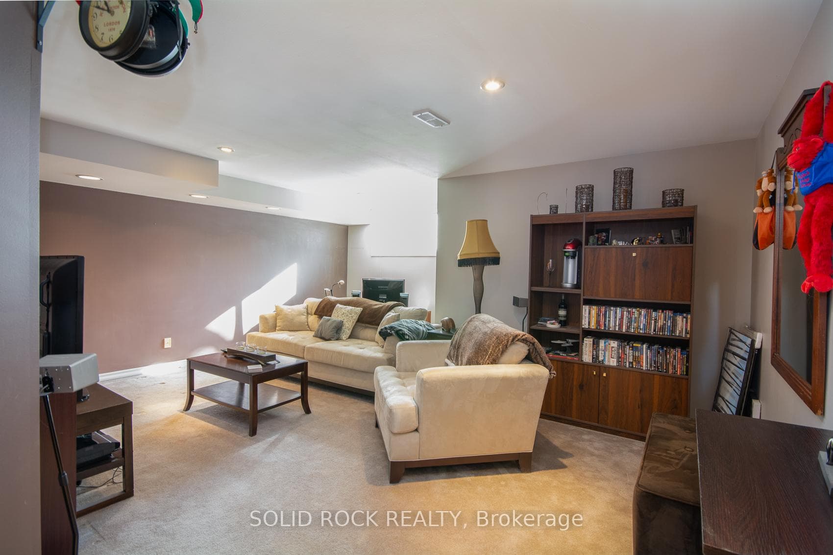 416 Cache Bay Crescent photo 24