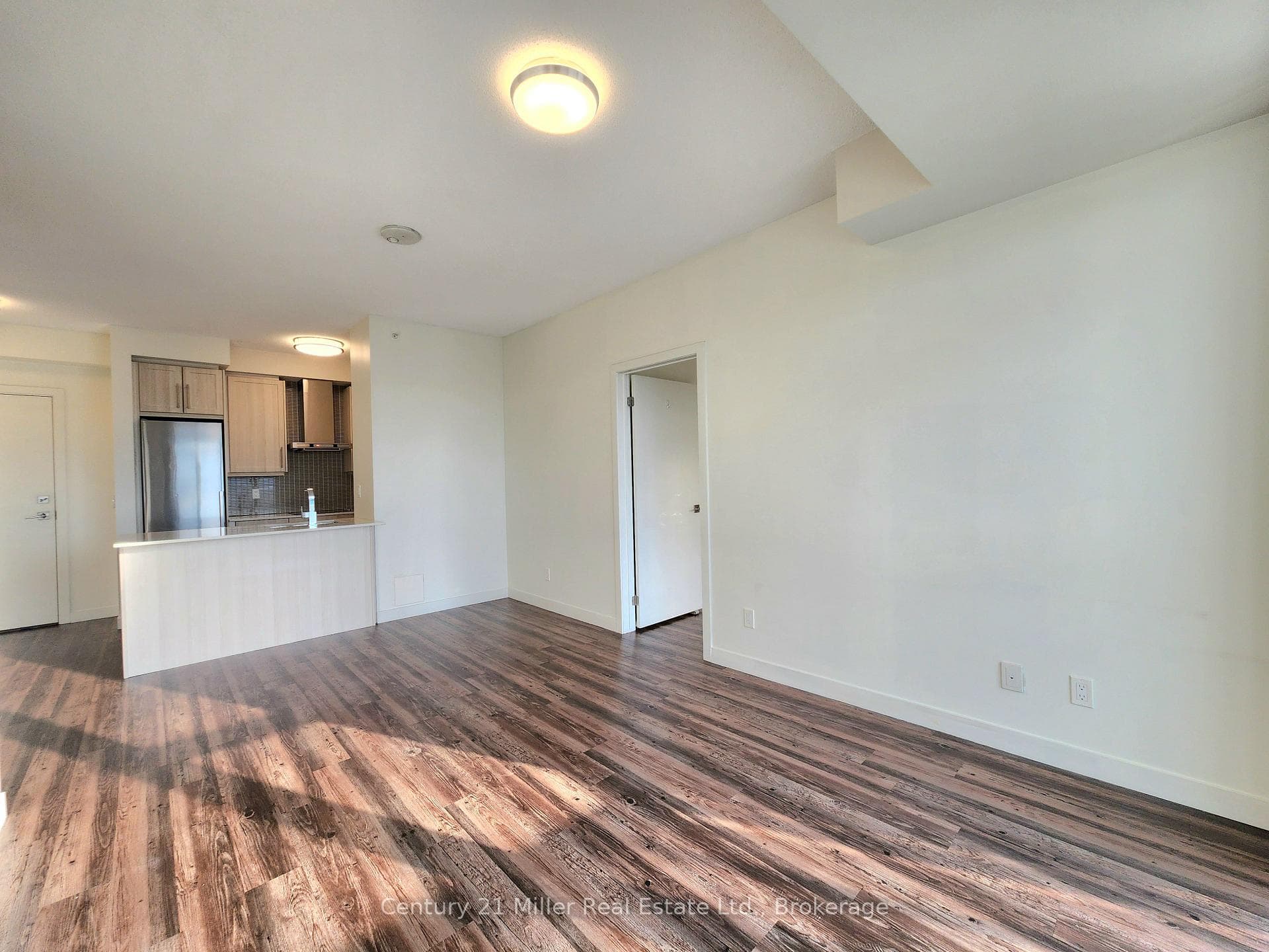 2087 Fairview Street Unit 607 photo 9