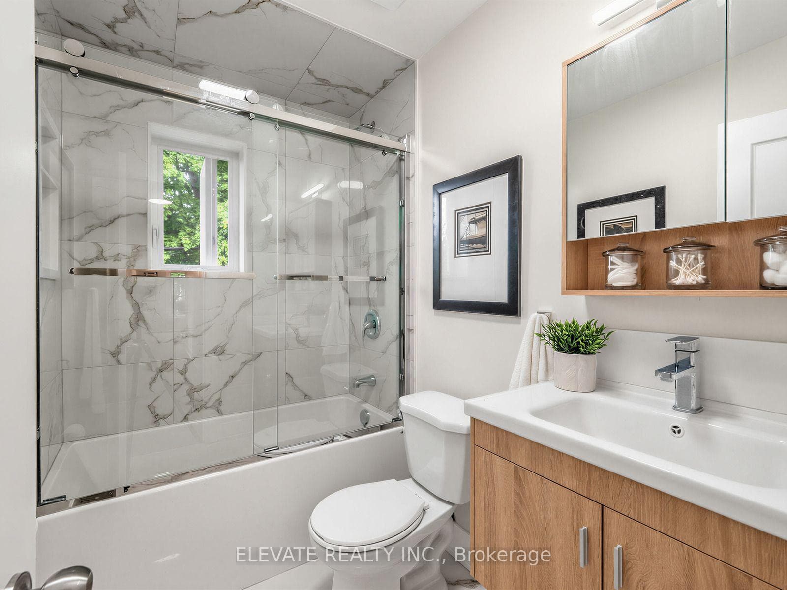 730 Danforth Road photo 20