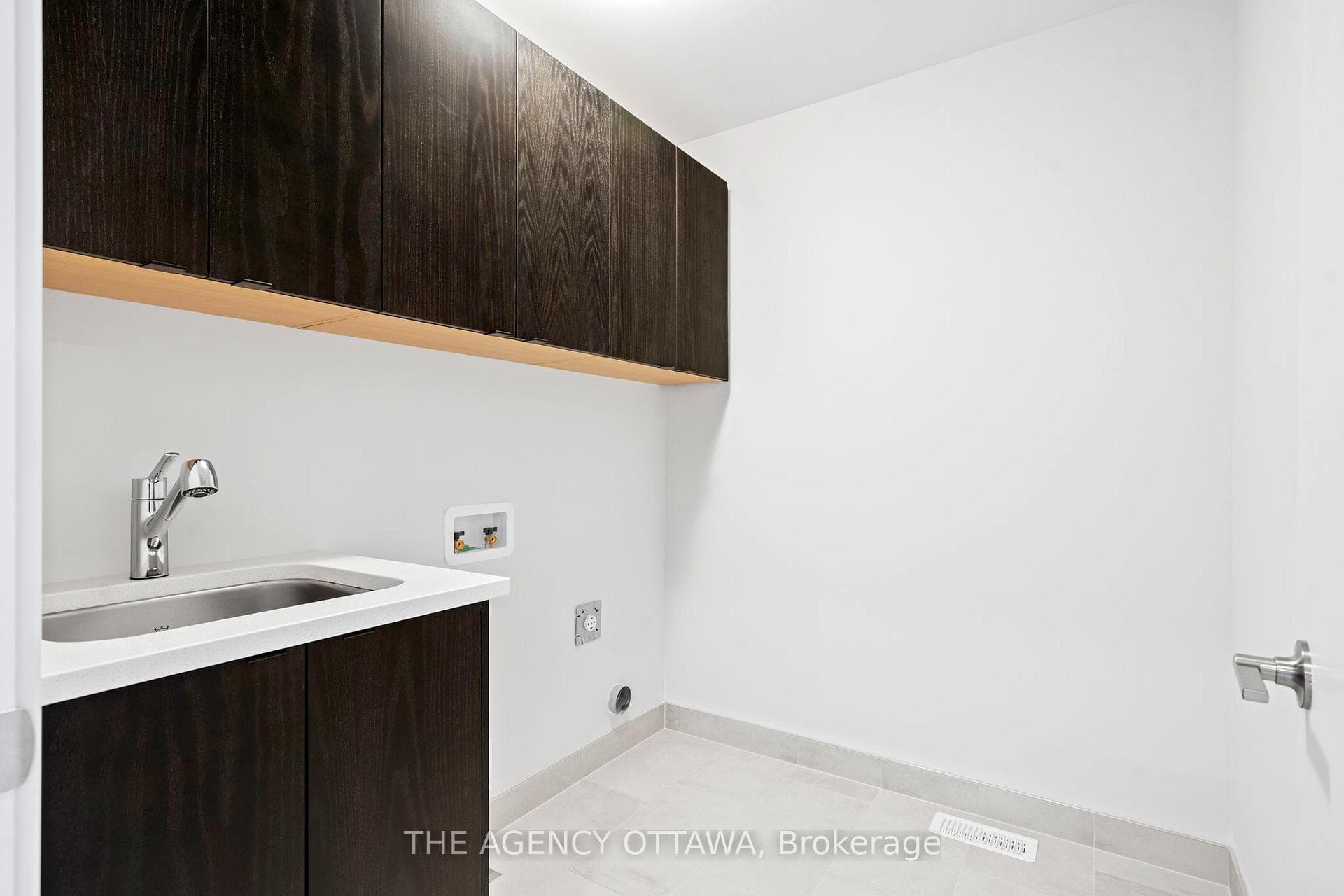 1003 KITIGAN Grove photo 33