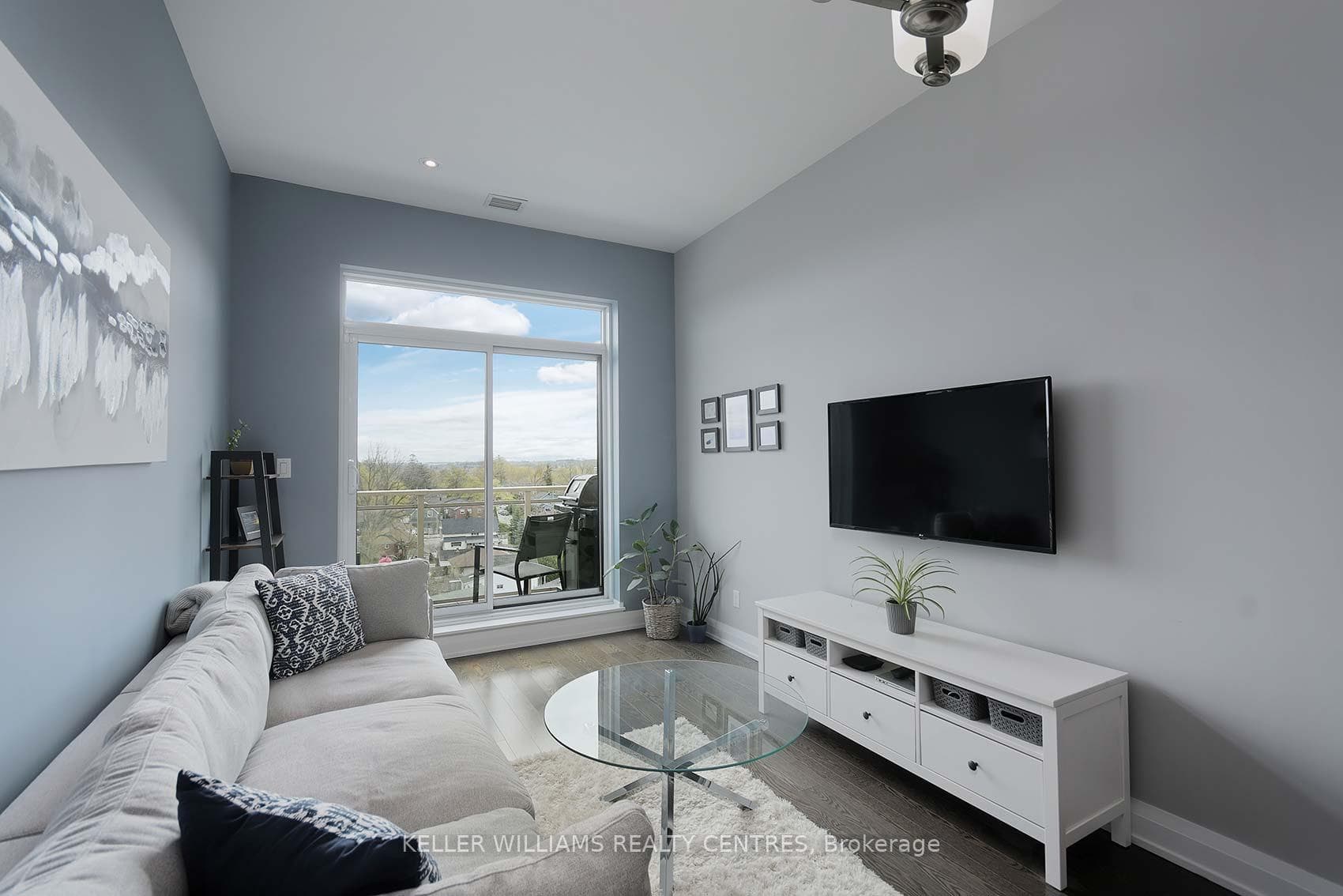 15277 Yonge Street Unit 702A photo 8