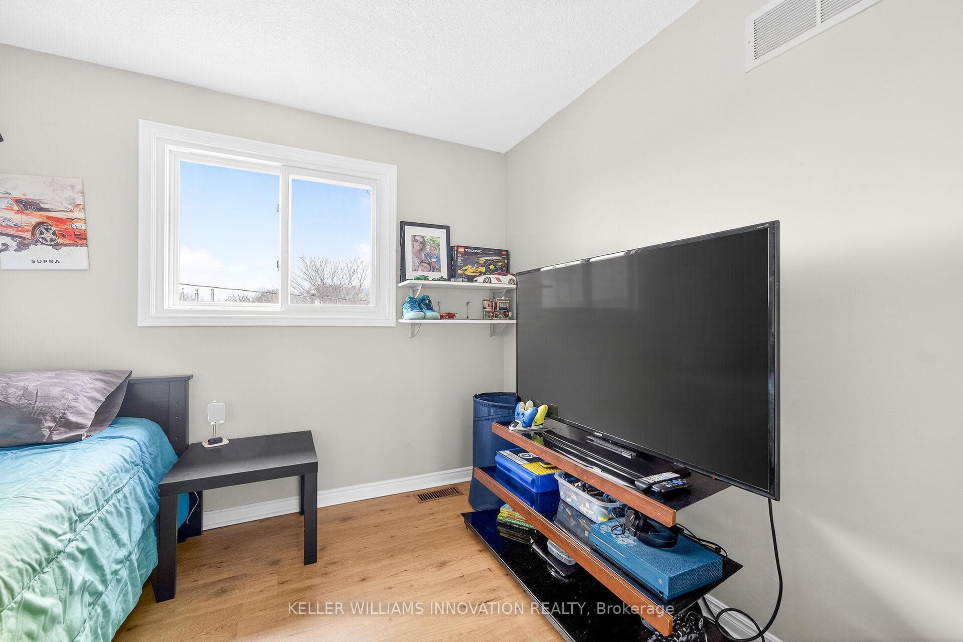 19 Grand Avenue photo 30
