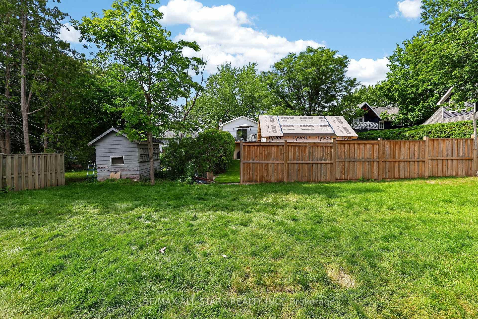 351 South Street photo 45