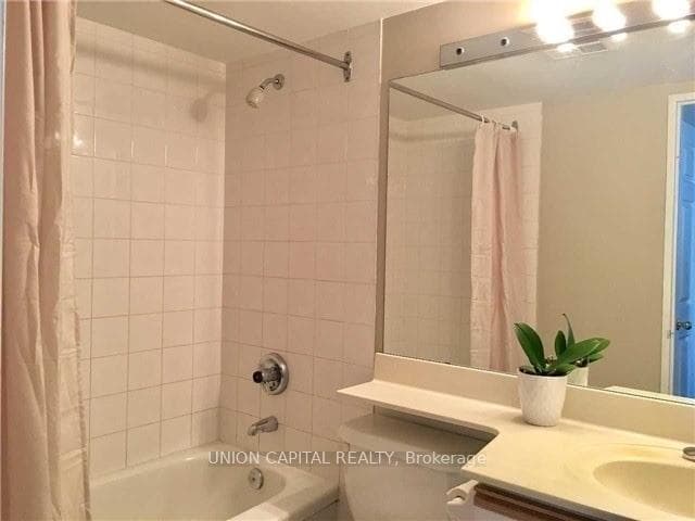 35 Empress Avenue Unit 1108 photo 6