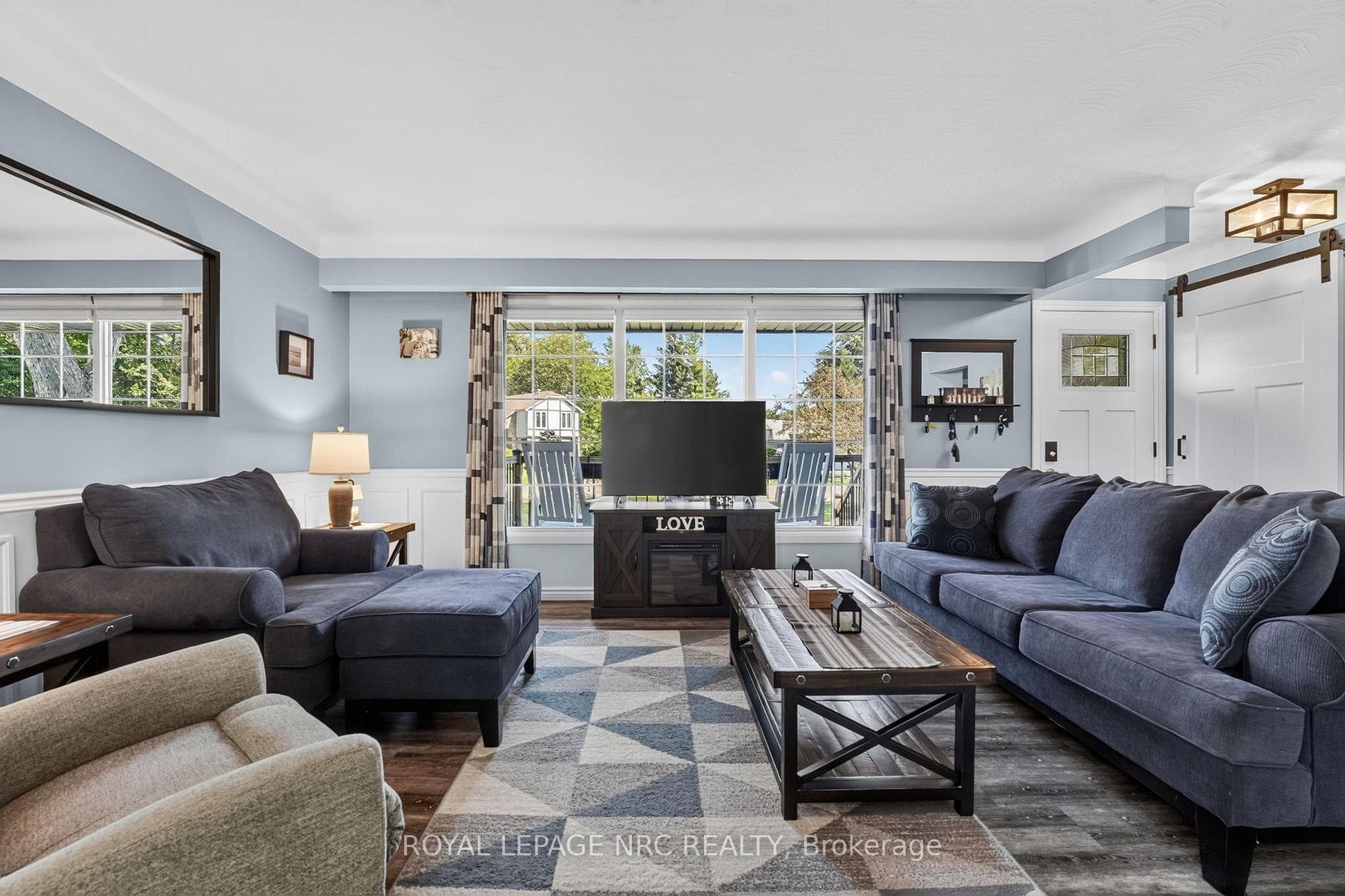 32 St George Court photo 8