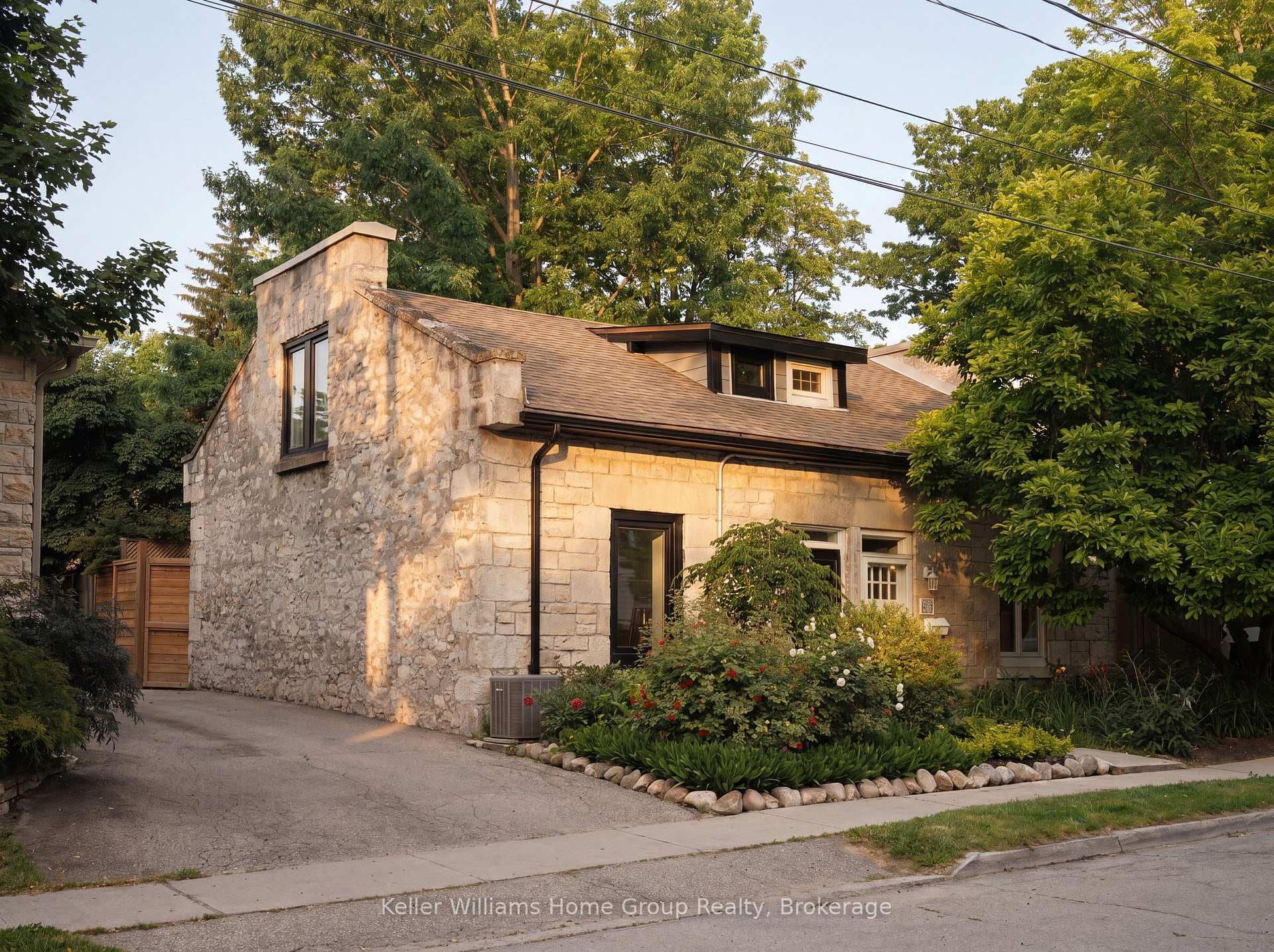 61 Essex Street photo 2