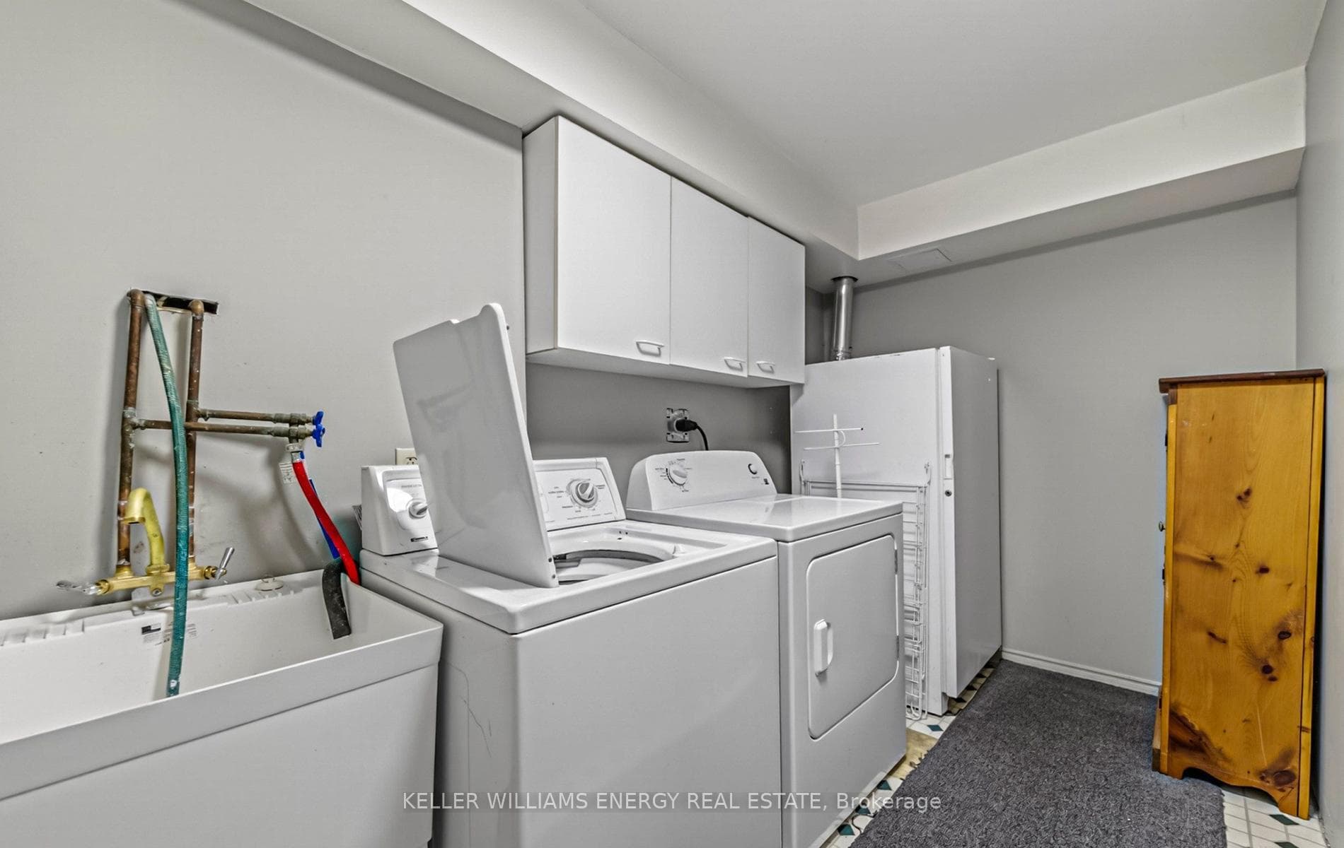1109 Glen Eden Court photo 40