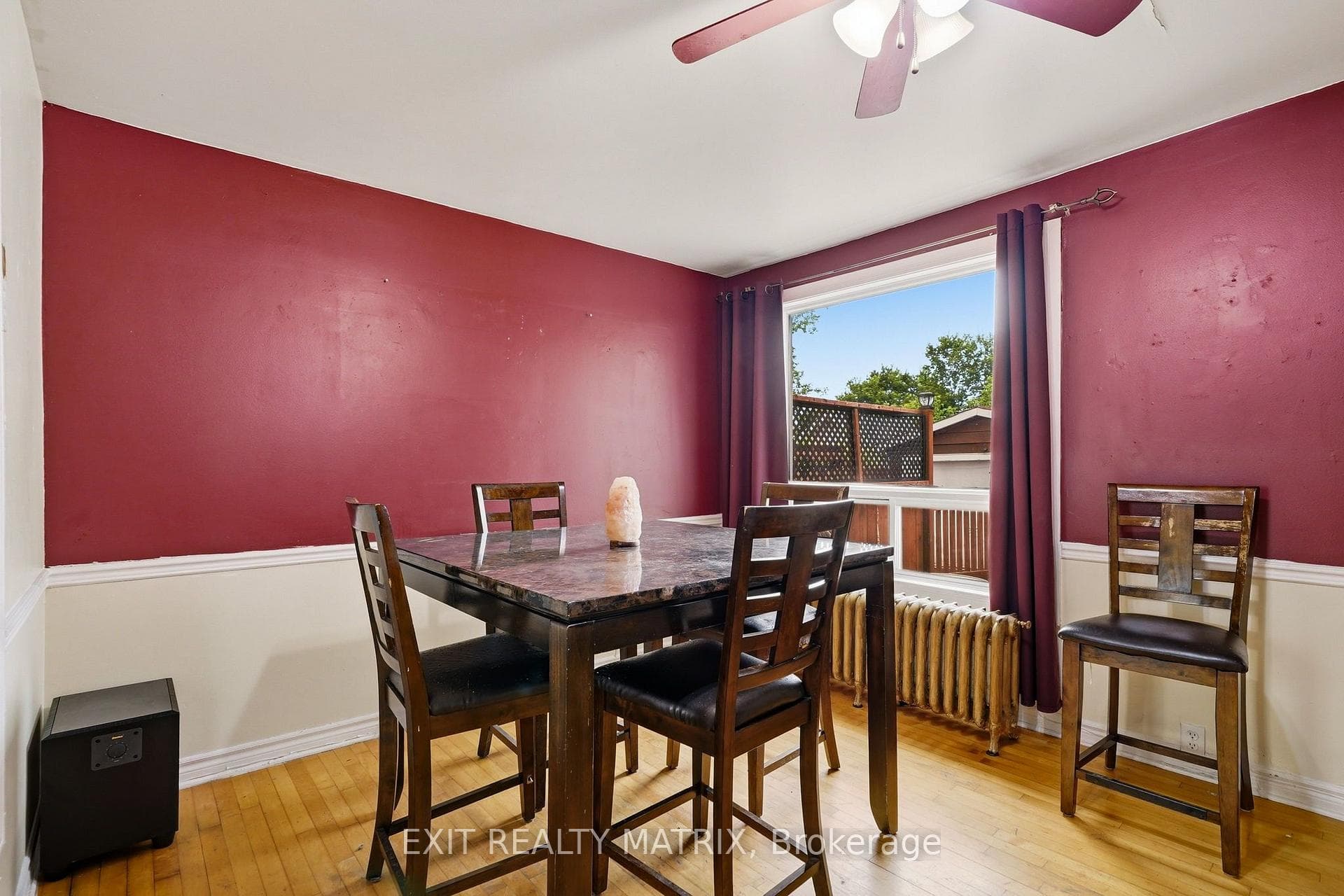 281 Higginson Street photo 8