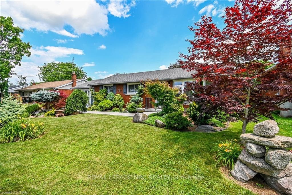 80 ROYAL MANOR DR Drive photo 5