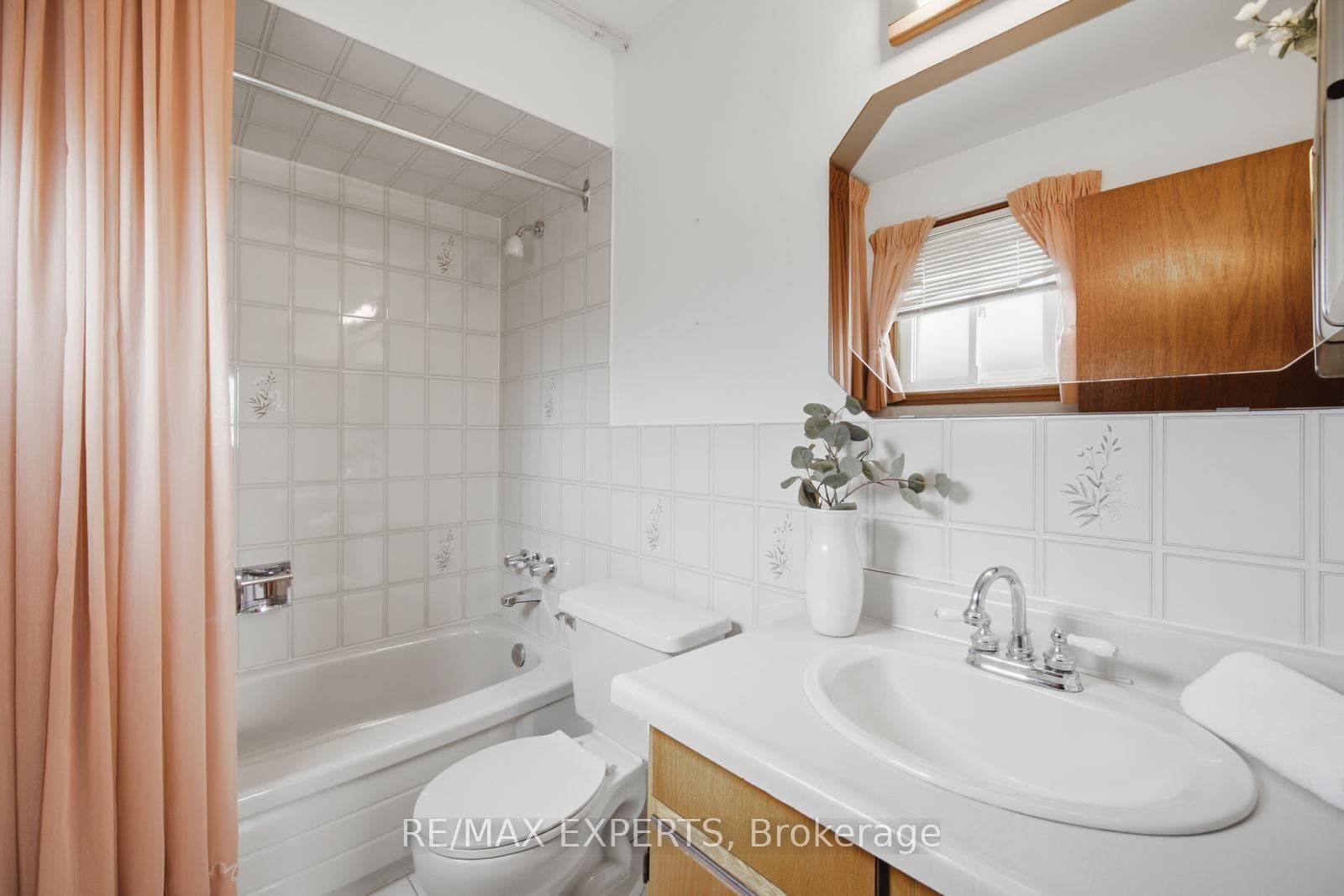 221 Judith Avenue photo 27