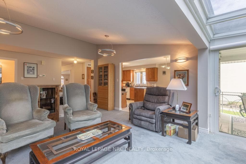18 Harmony Drive photo 10