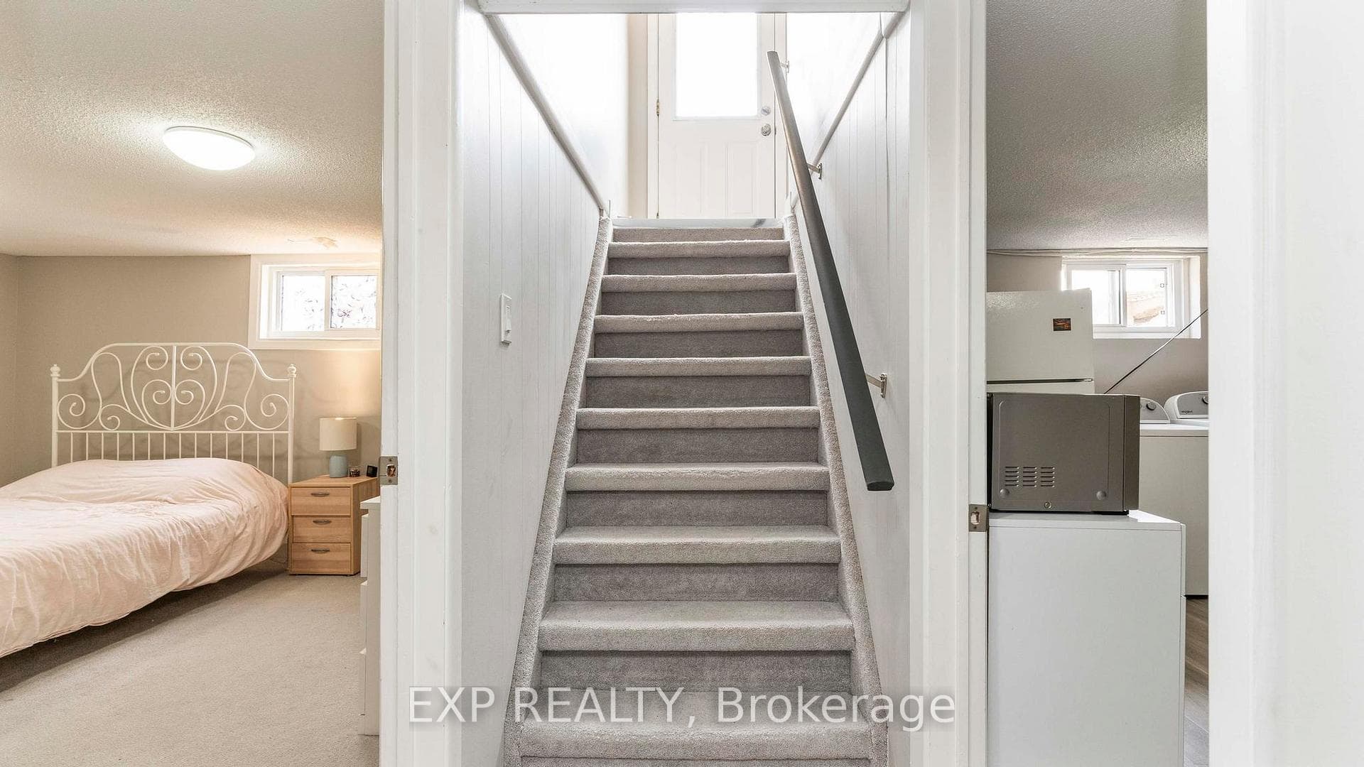 78 Tweedsmuir Avenue photo 16