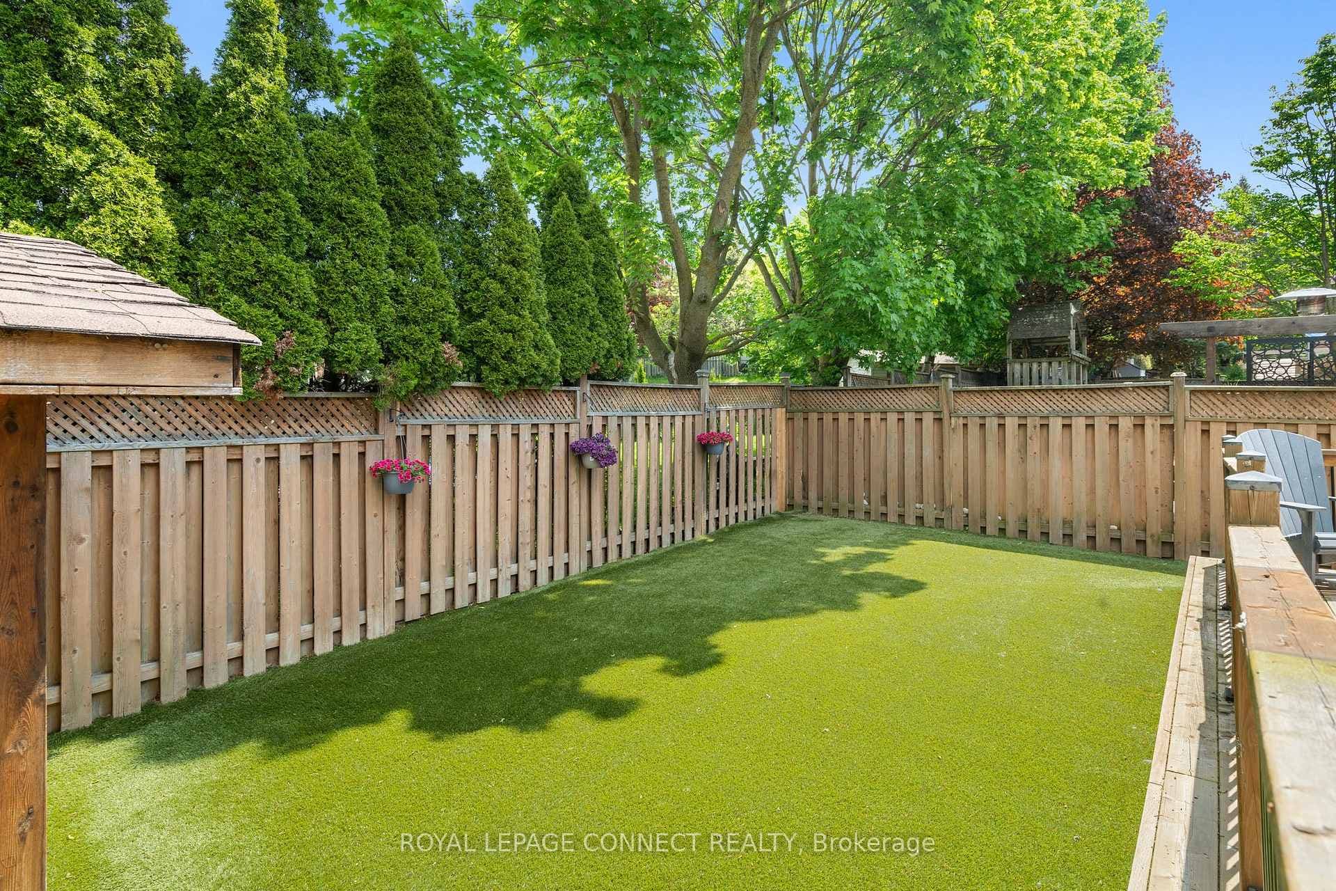 30 Chiswick Crescent photo 33