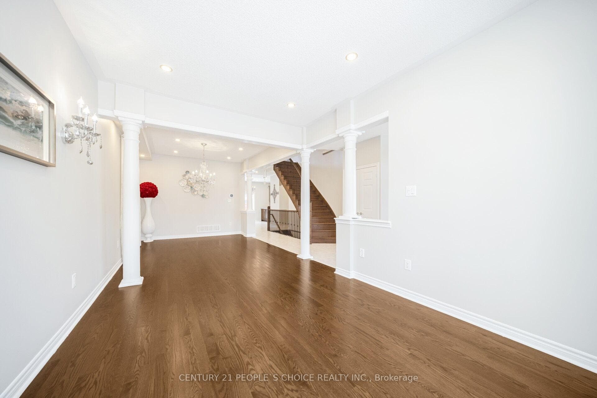 263 Vellore Avenue photo 46