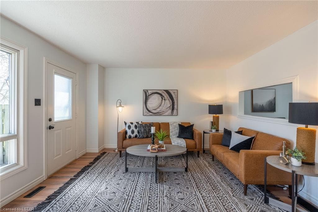 1600 CULVER Drive Unit 114 photo 4