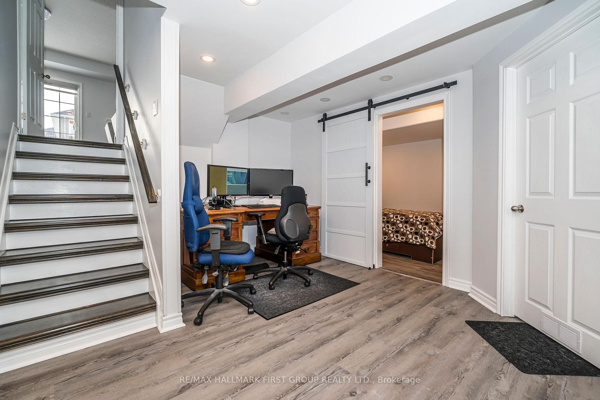 17 Stammers Drive photo 37