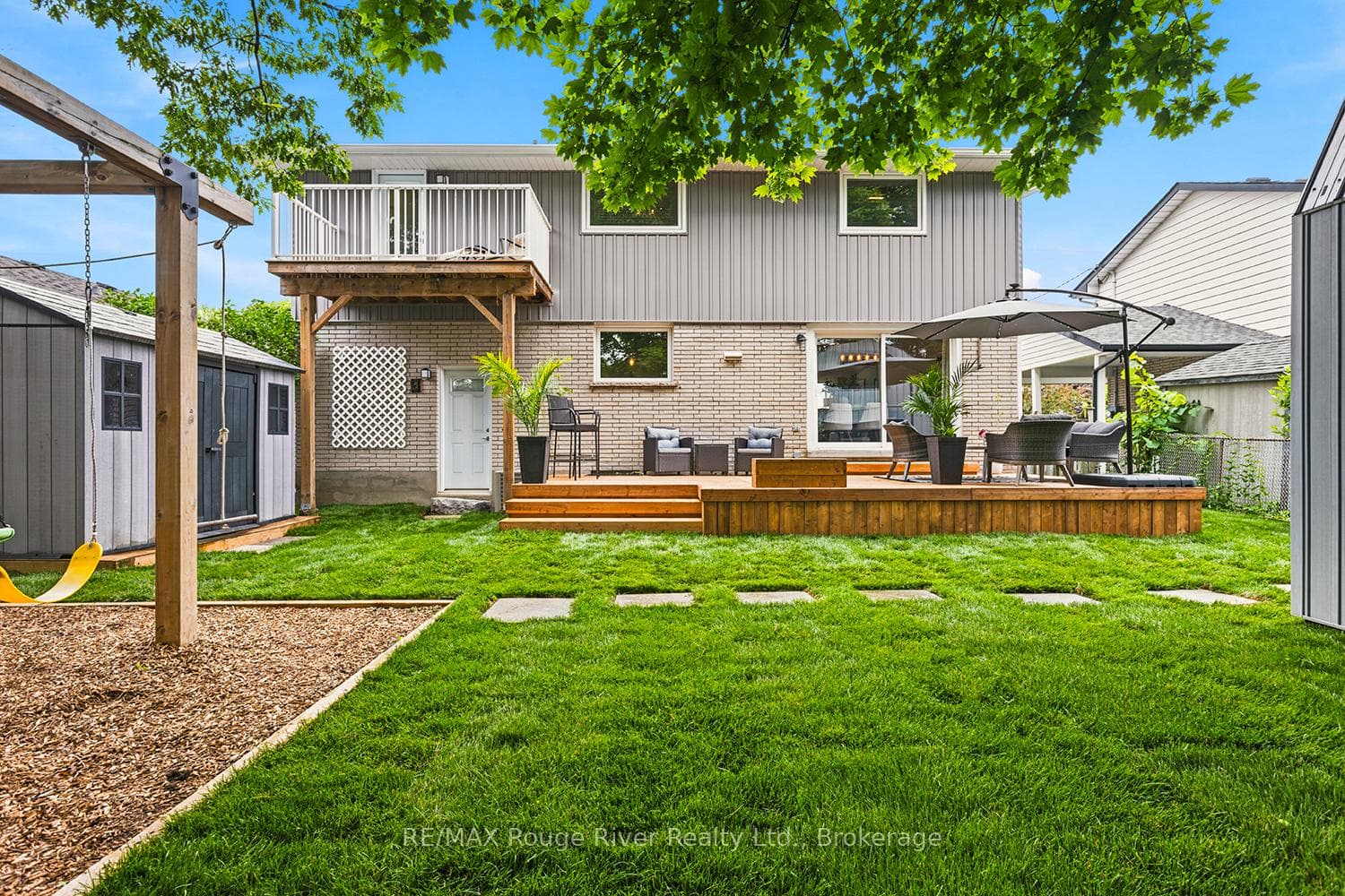 1187 Wakefield Crescent photo 44