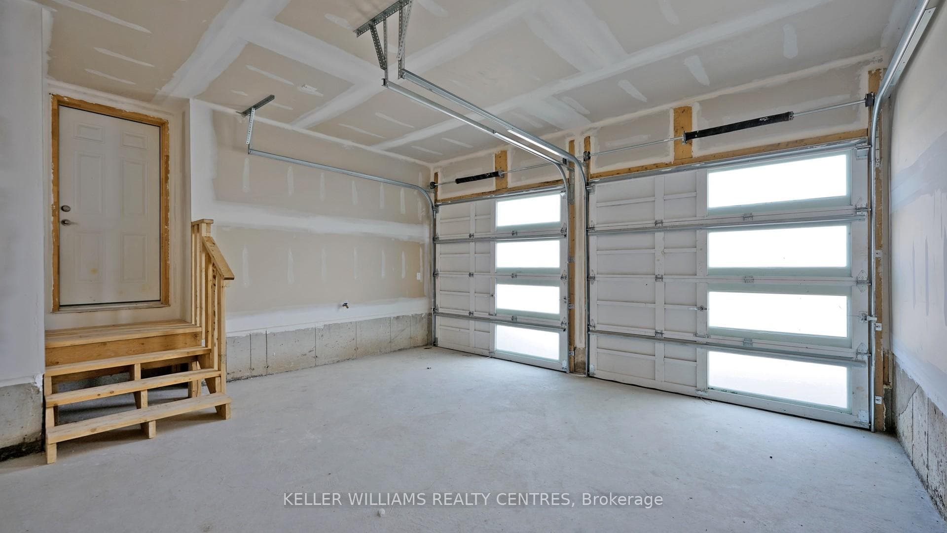 12 Sam Battaglia Crescent photo 28