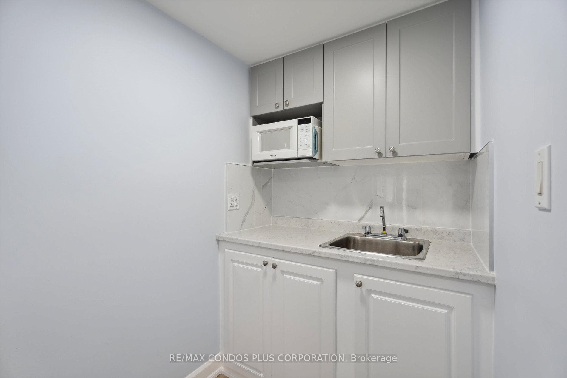 51 Robert Street photo 28