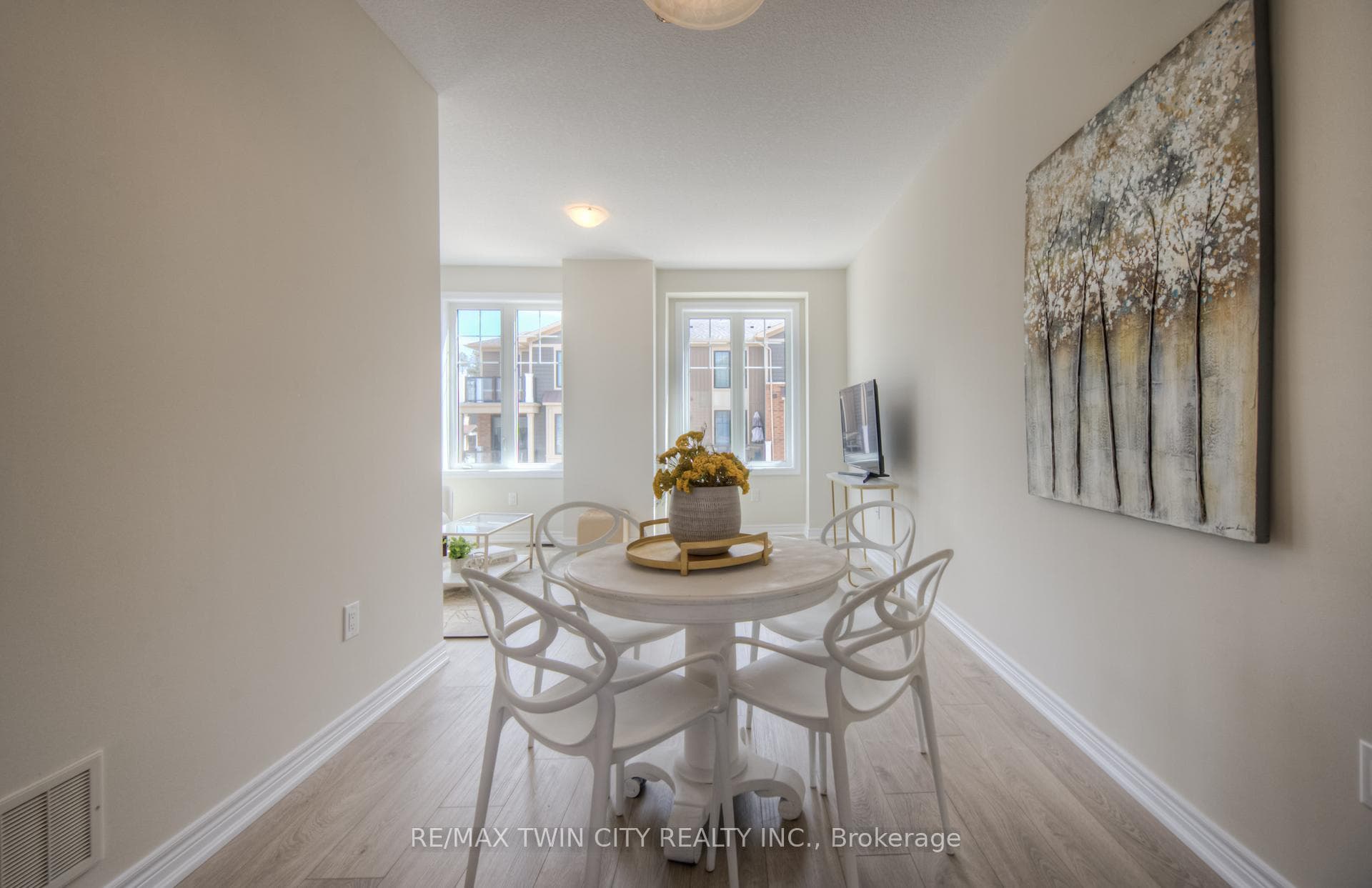 10 Birmingham Drive Unit 136 photo 15