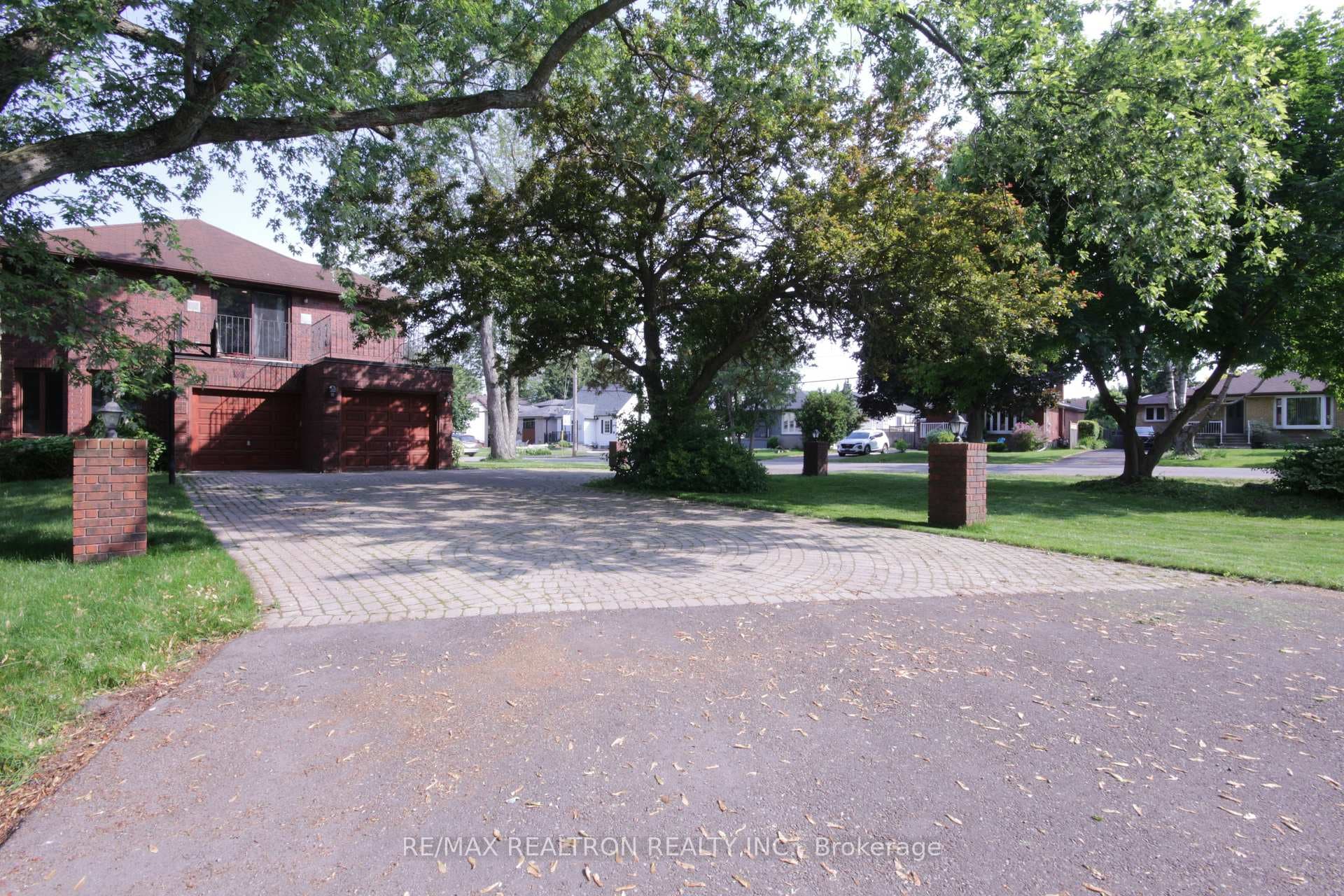 309 Rouge Hills Drive photo 41