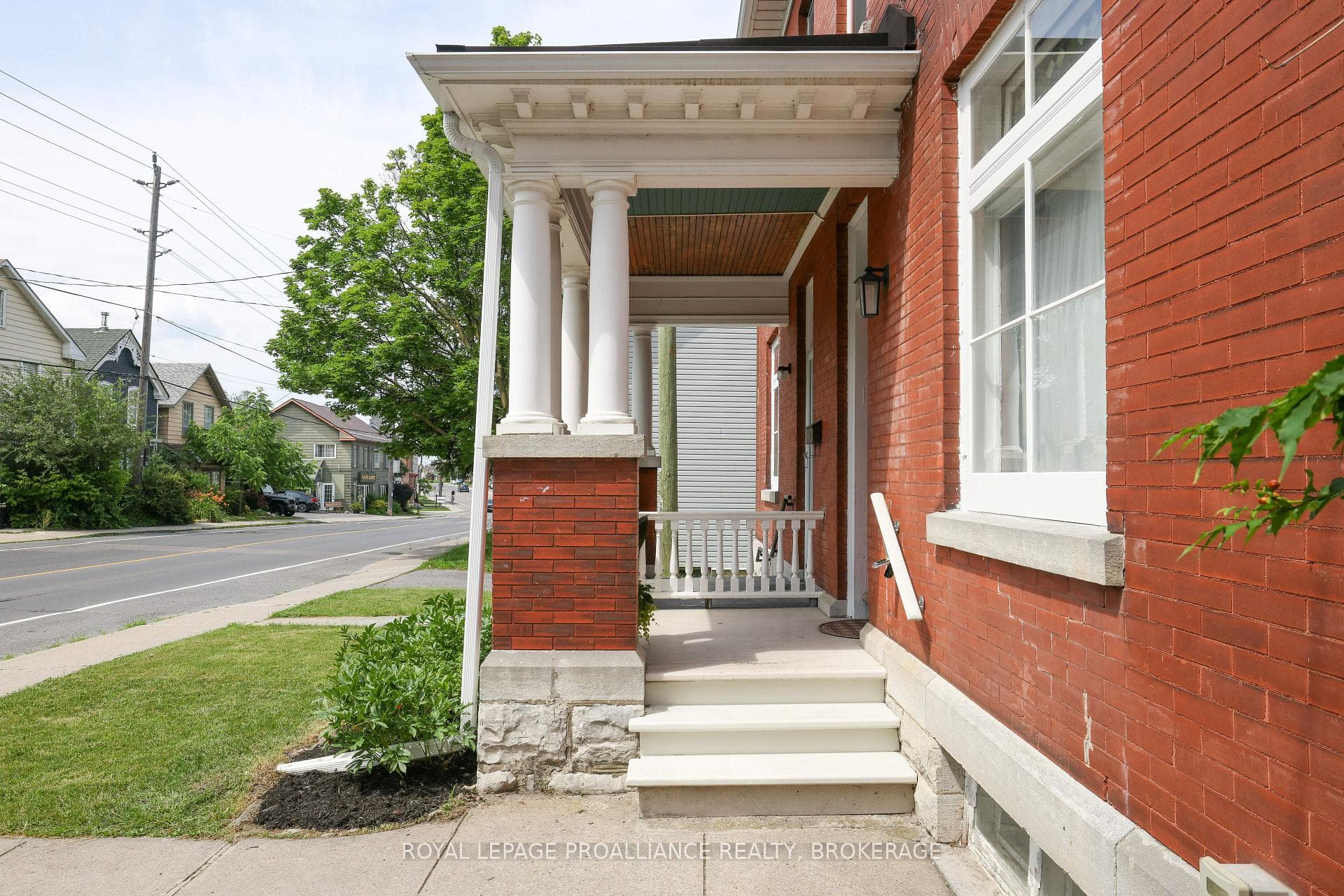 181 Montreal Street photo 1