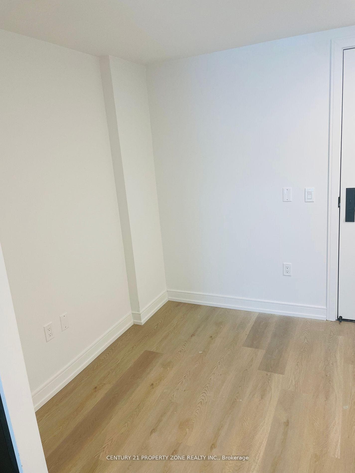1 Jarvis Street Unit 1311 photo 6