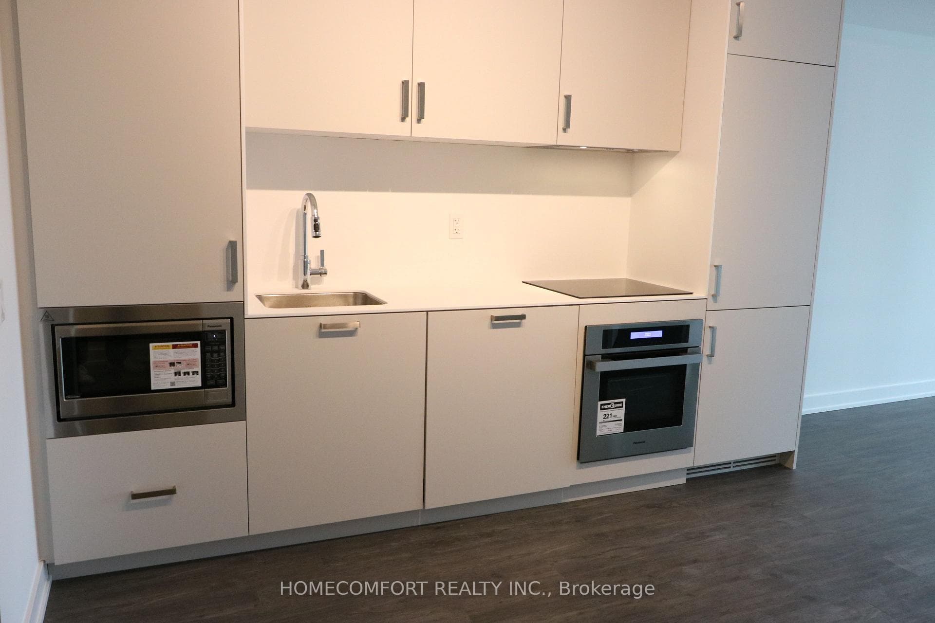88 Queen Street Unit 3709 photo 8
