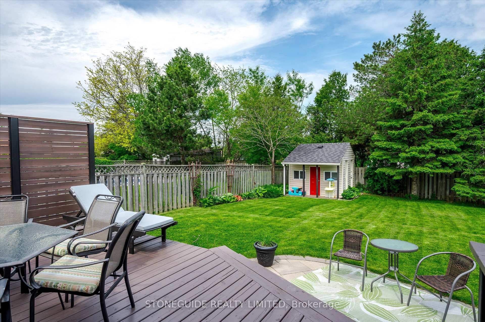 1812 Parkwood Circle photo 16