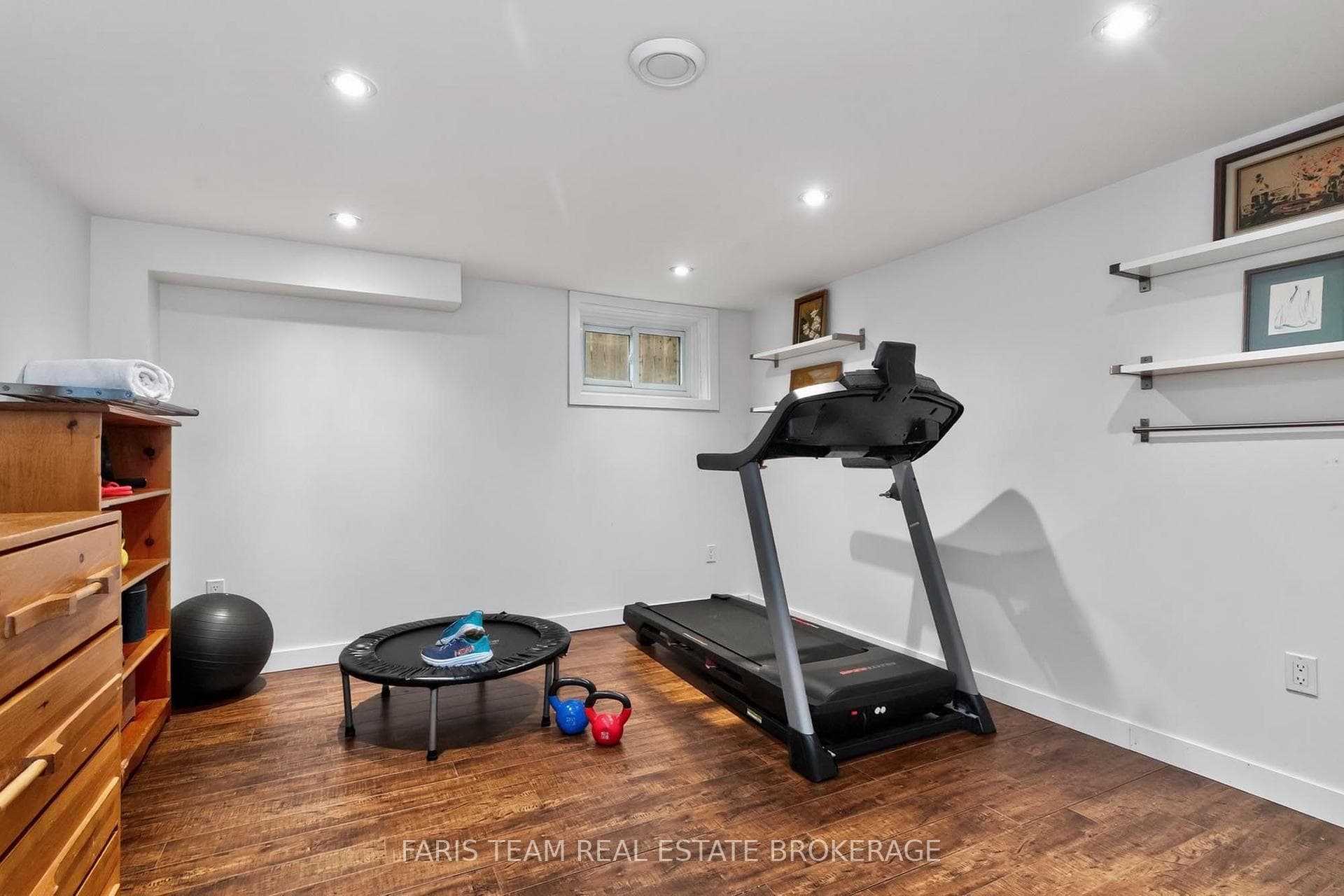 44 Jeffery Street photo 31