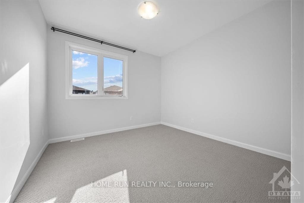 1022 PARABOLICA Way photo 25