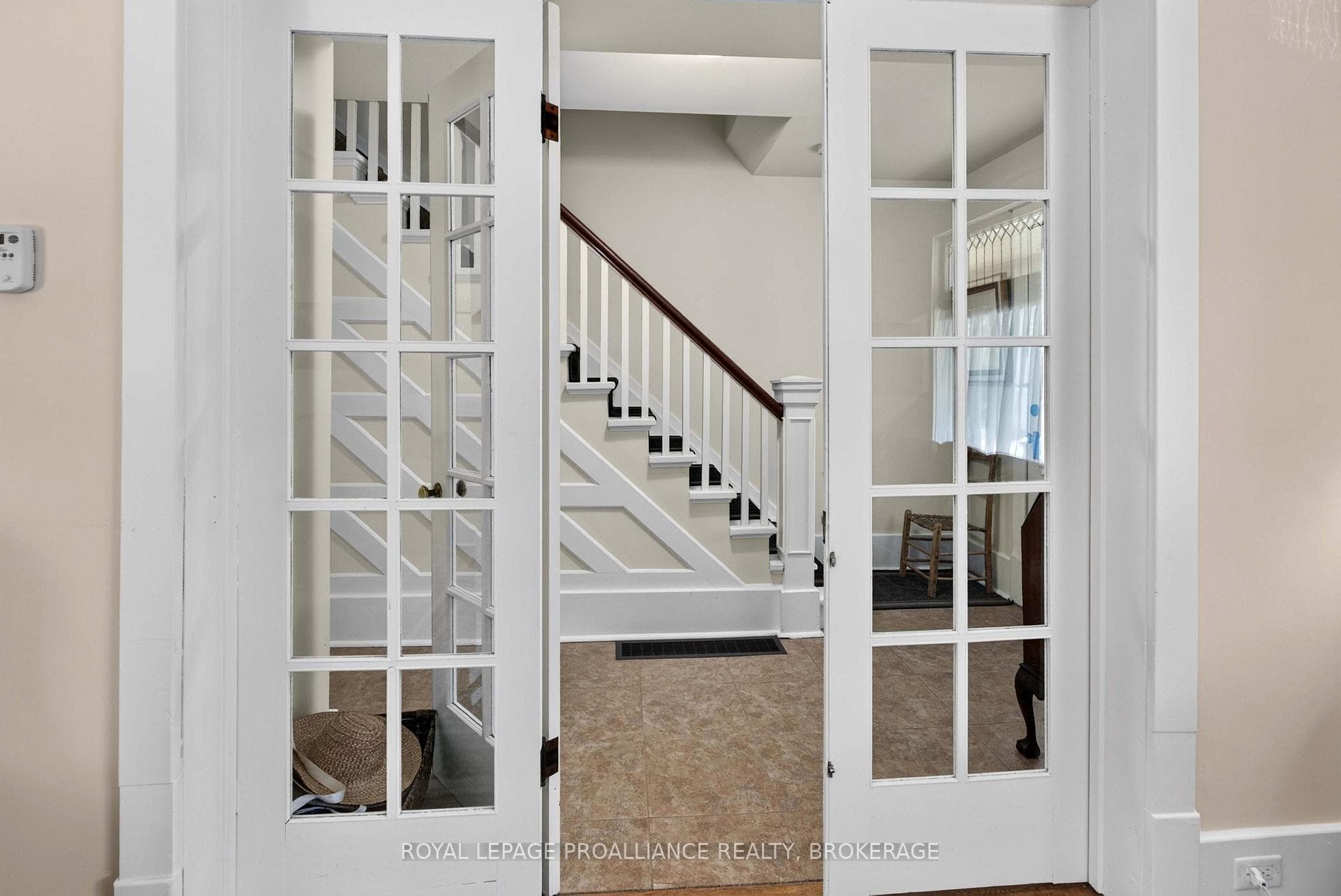 166 Alma Avenue photo 6
