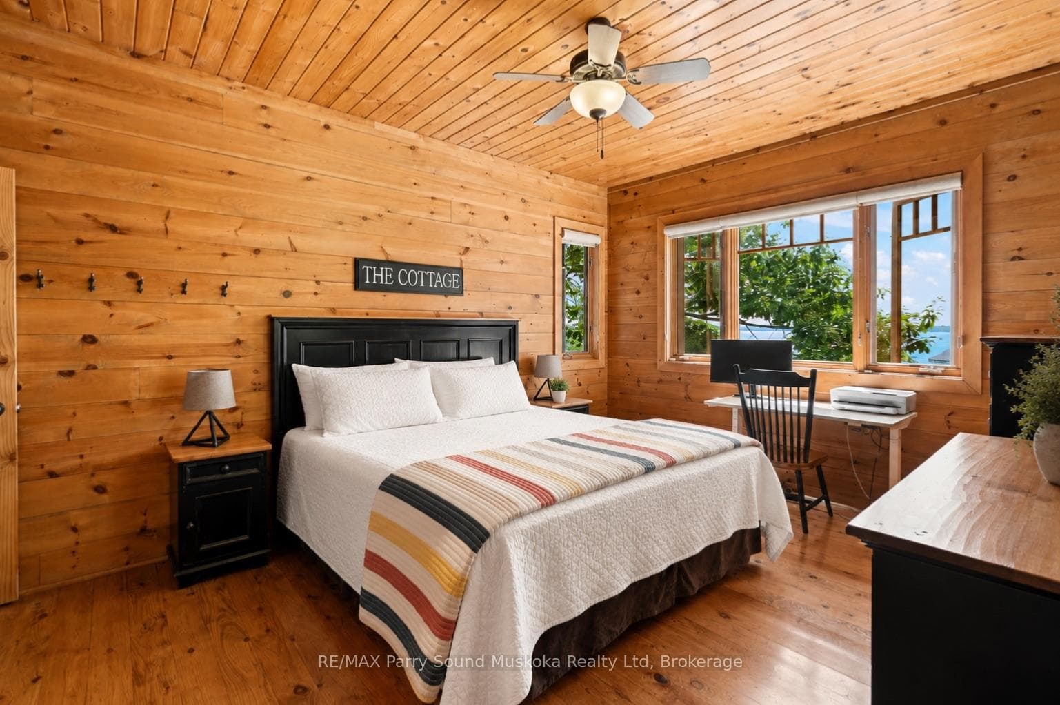 43 15C Island photo 25
