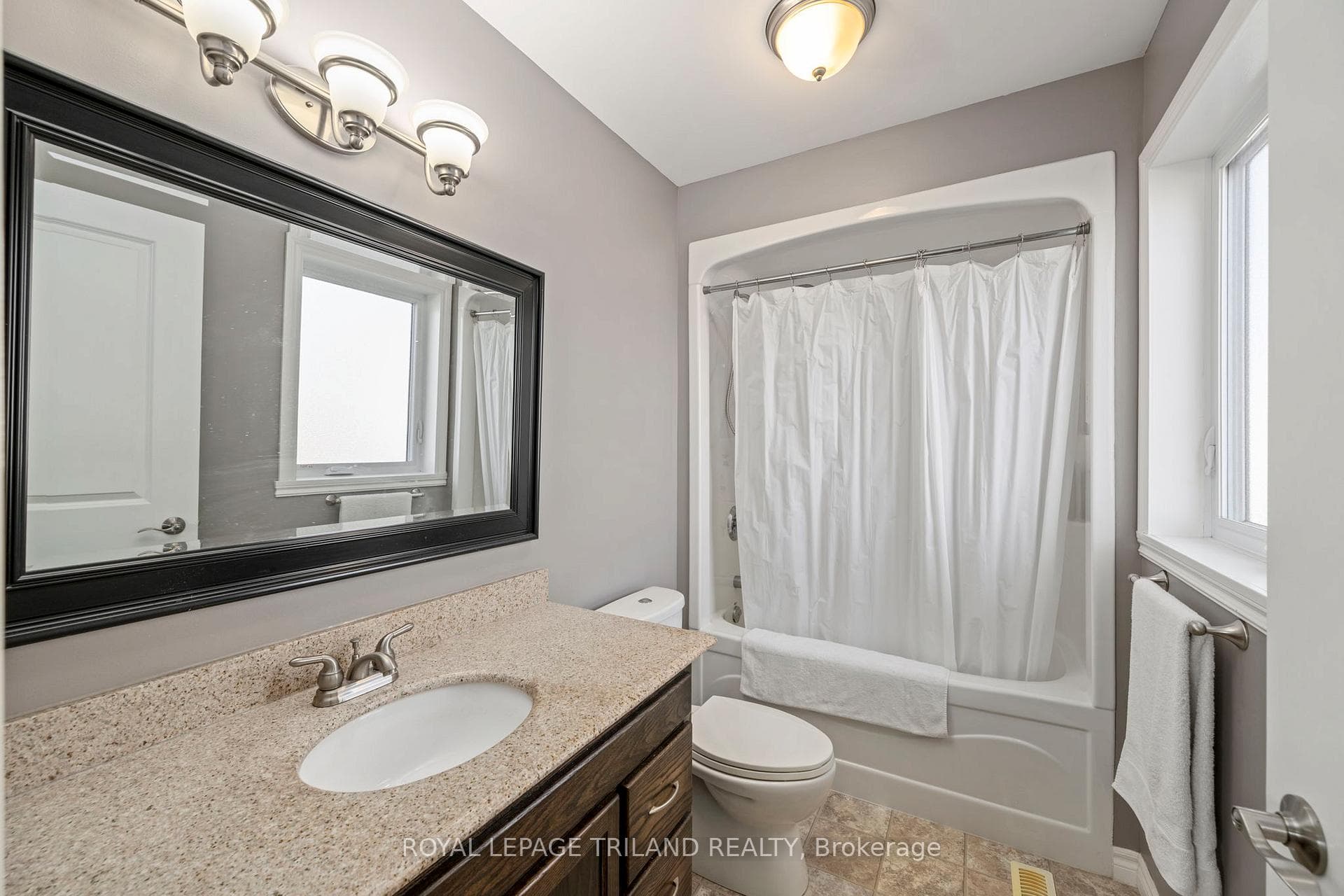 38 Fulton Street photo 21